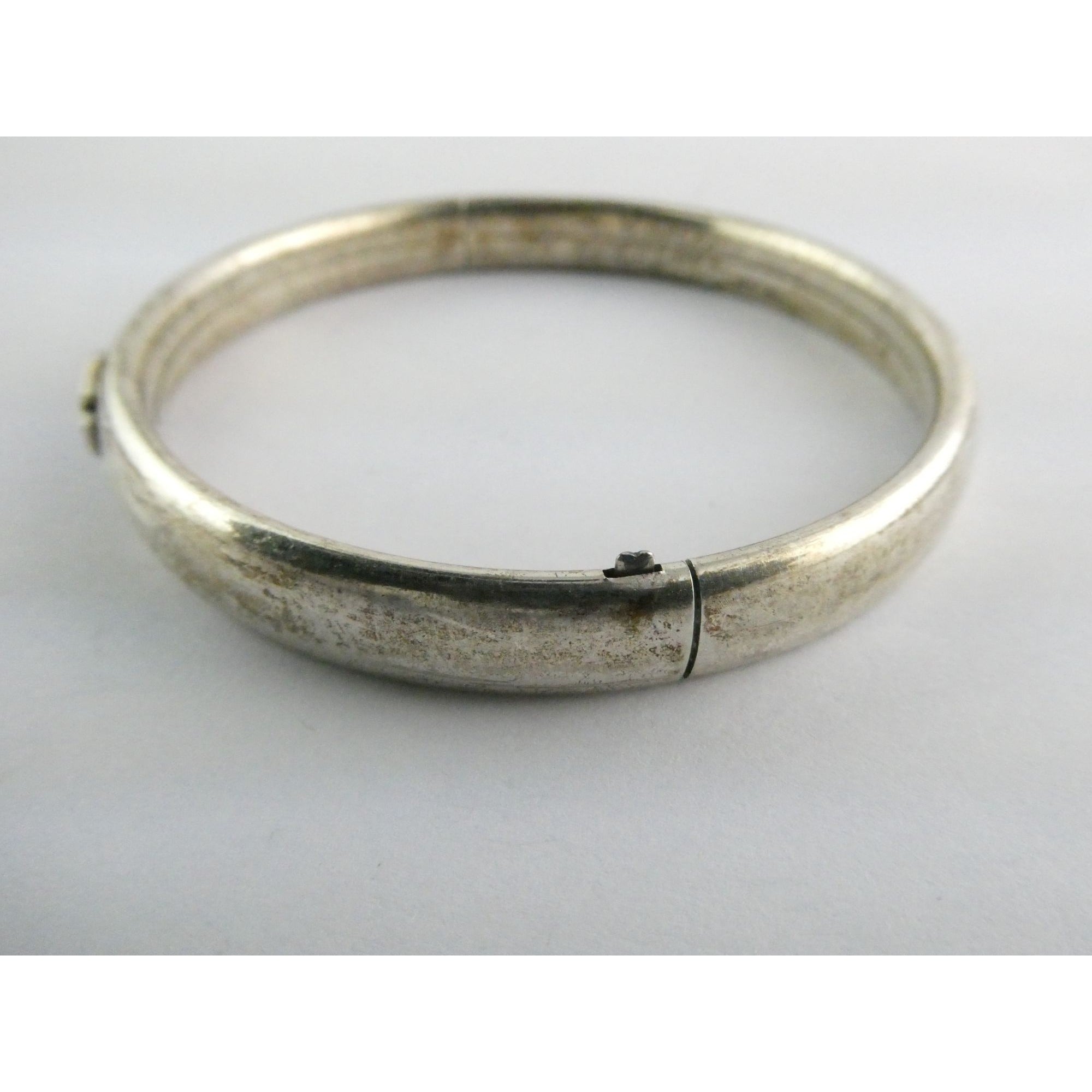 Harley Davidson Sterling Silver Etched Wings Bangle Bracelet 14.3g 7.5 Inches