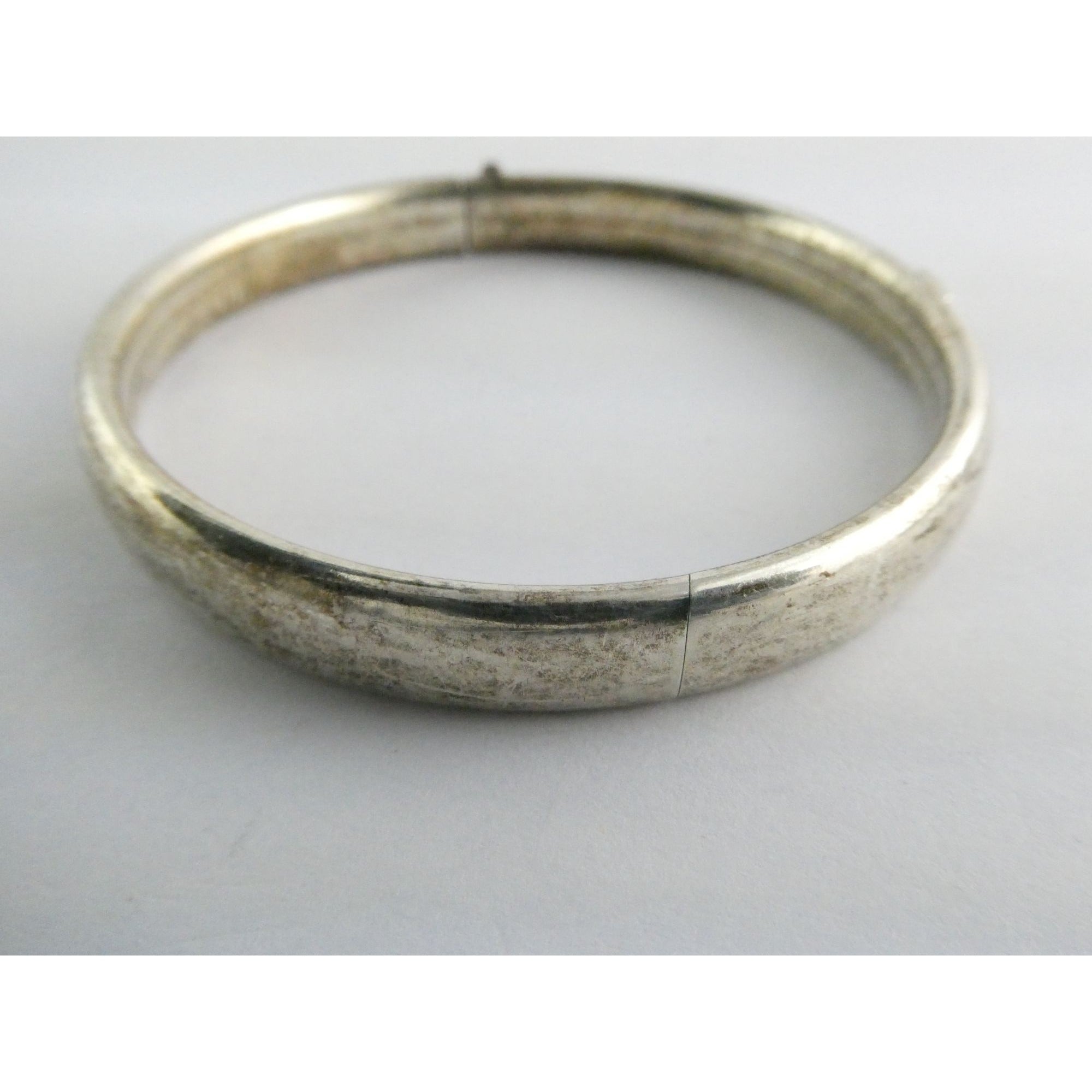 Harley Davidson Sterling Silver Etched Wings Bangle Bracelet 14.3g 7.5 Inches
