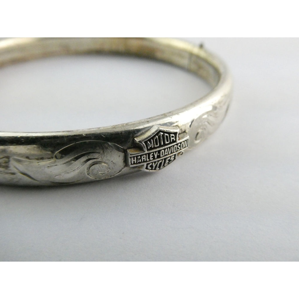 Harley Davidson Sterling Silver Etched Wings Bangle Bracelet 14.3g 7.5 Inches