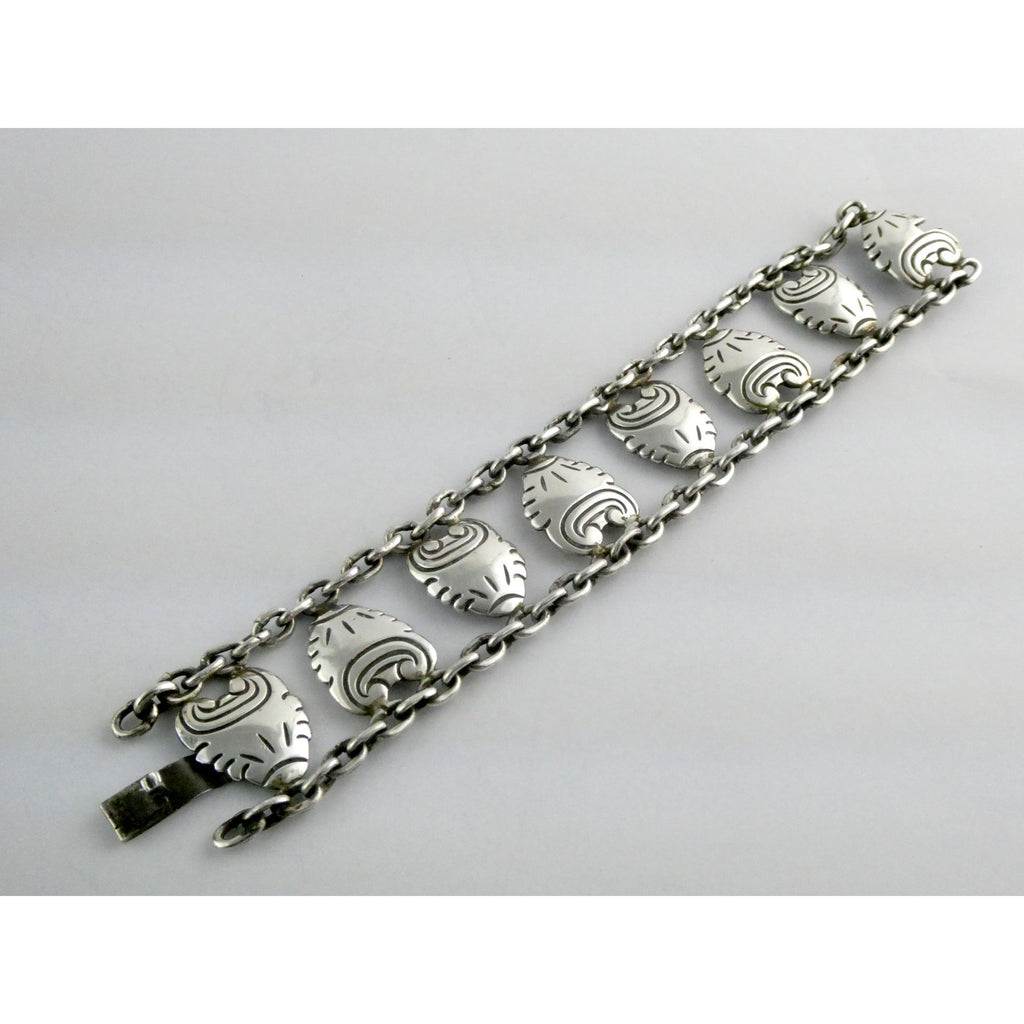 Hector Aquilar 940 Sterling Silver Medallion Link Bracelet Mexico 6 3/8 Inches