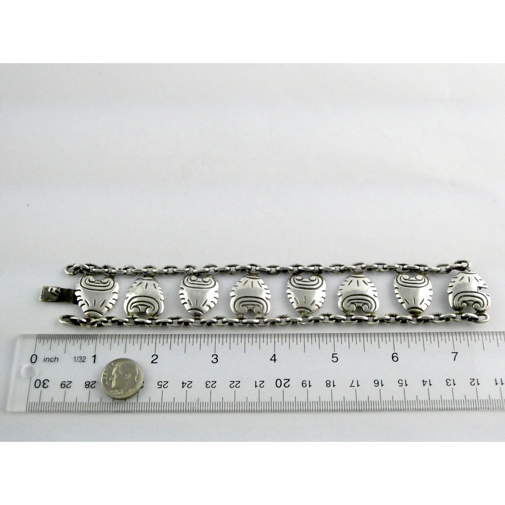 Hector Aquilar 940 Sterling Silver Medallion Link Bracelet Mexico 6 3/8 Inches