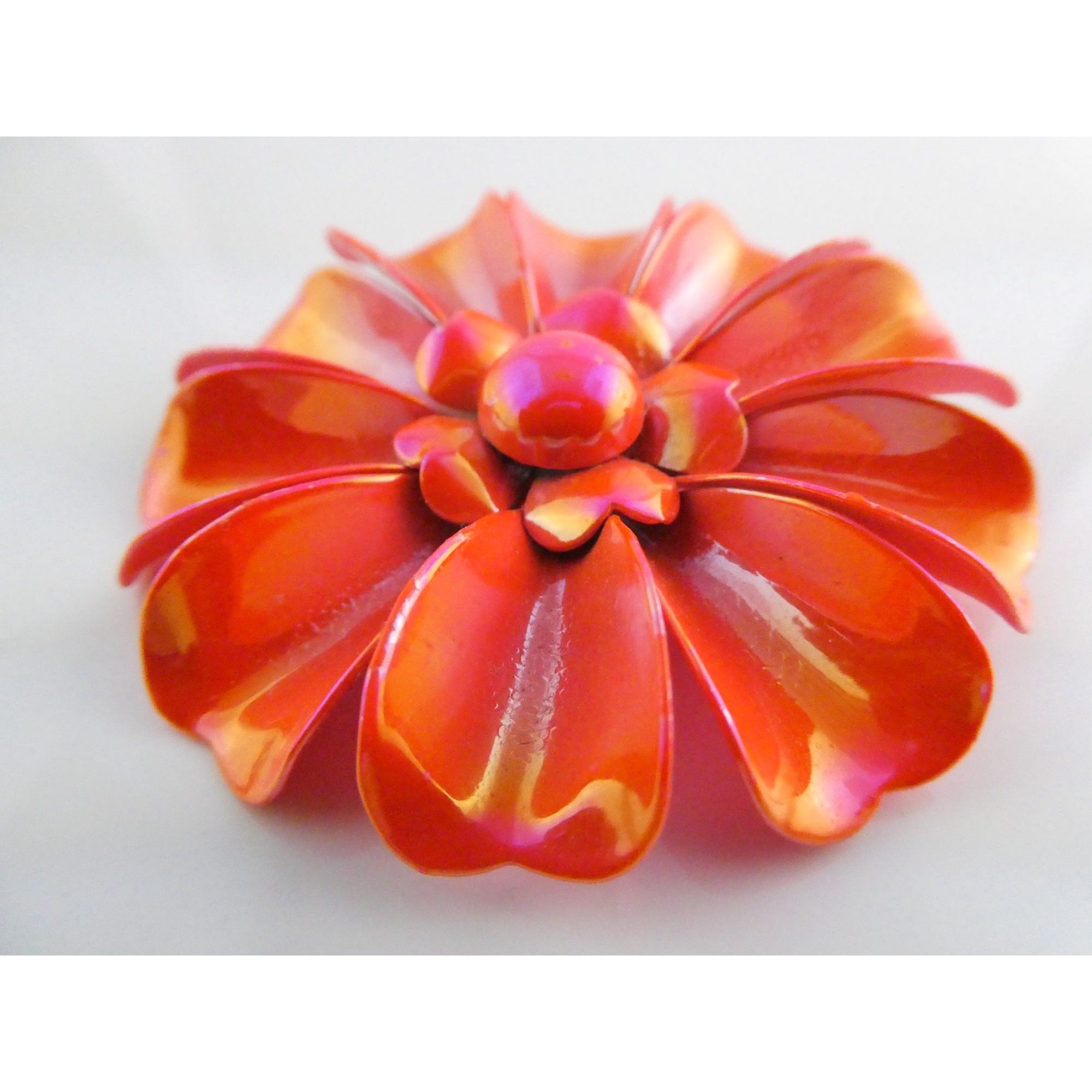 Vintage Unsigned Iridescent Red Orange Enamel Flower Brooch Pin 17g 61mm Diam