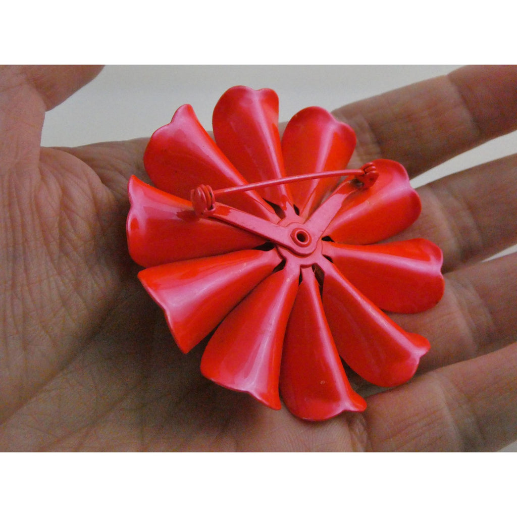 Vintage Unsigned Iridescent Red Orange Enamel Flower Brooch Pin 17g 61mm Diam