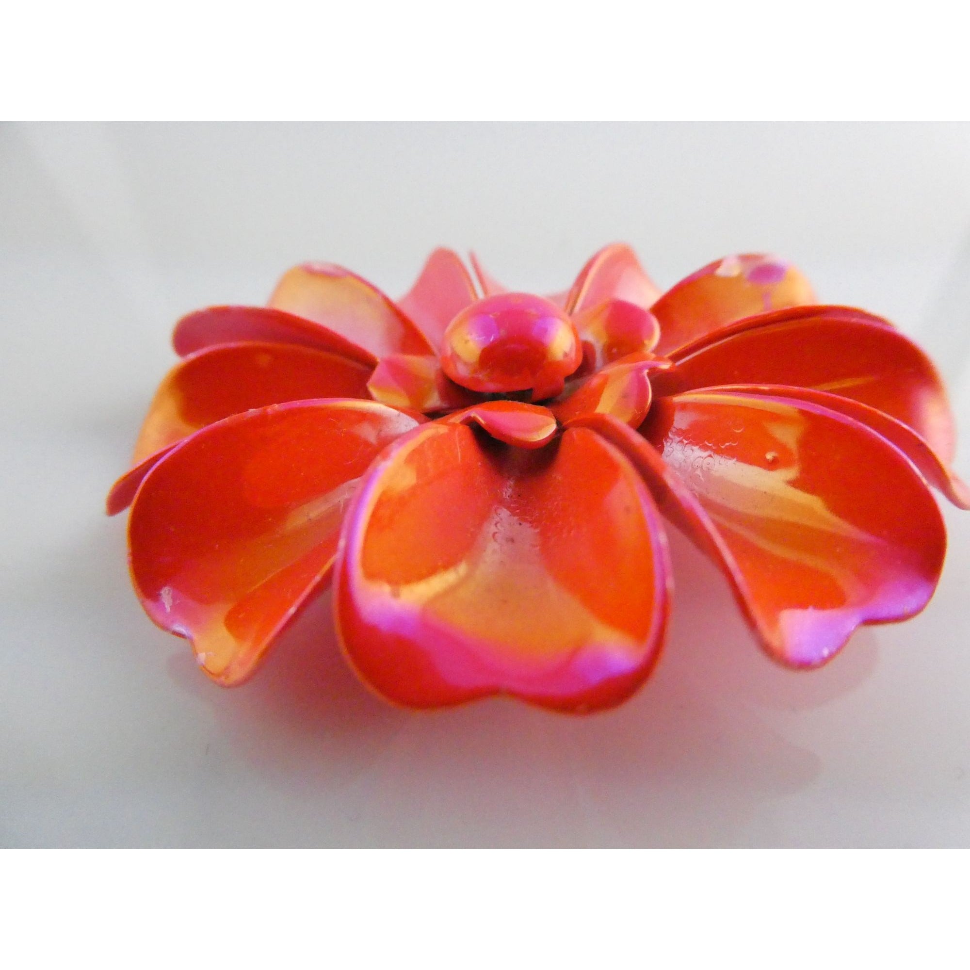 Vintage Unsigned Iridescent Red Orange Enamel Flower Brooch Pin 17g 61mm Diam