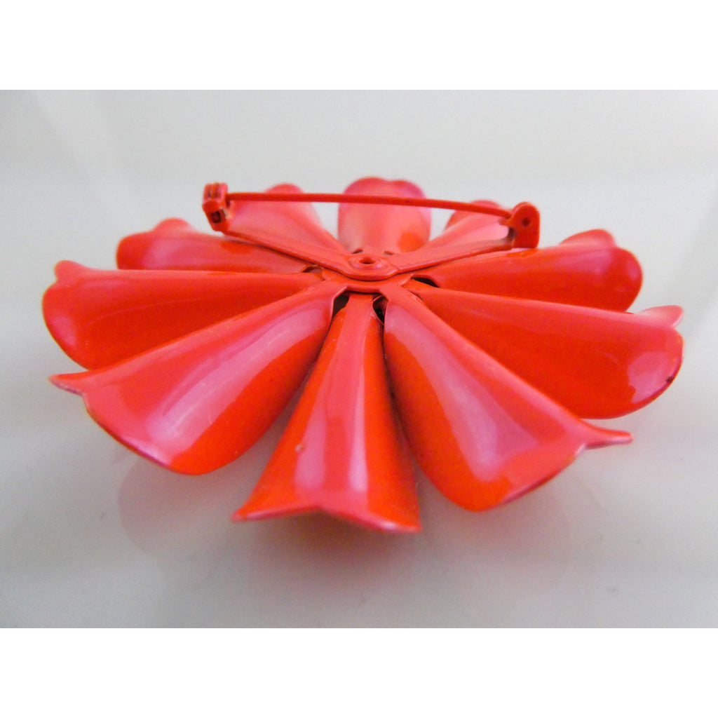 Vintage Unsigned Iridescent Red Orange Enamel Flower Brooch Pin 17g 61mm Diam