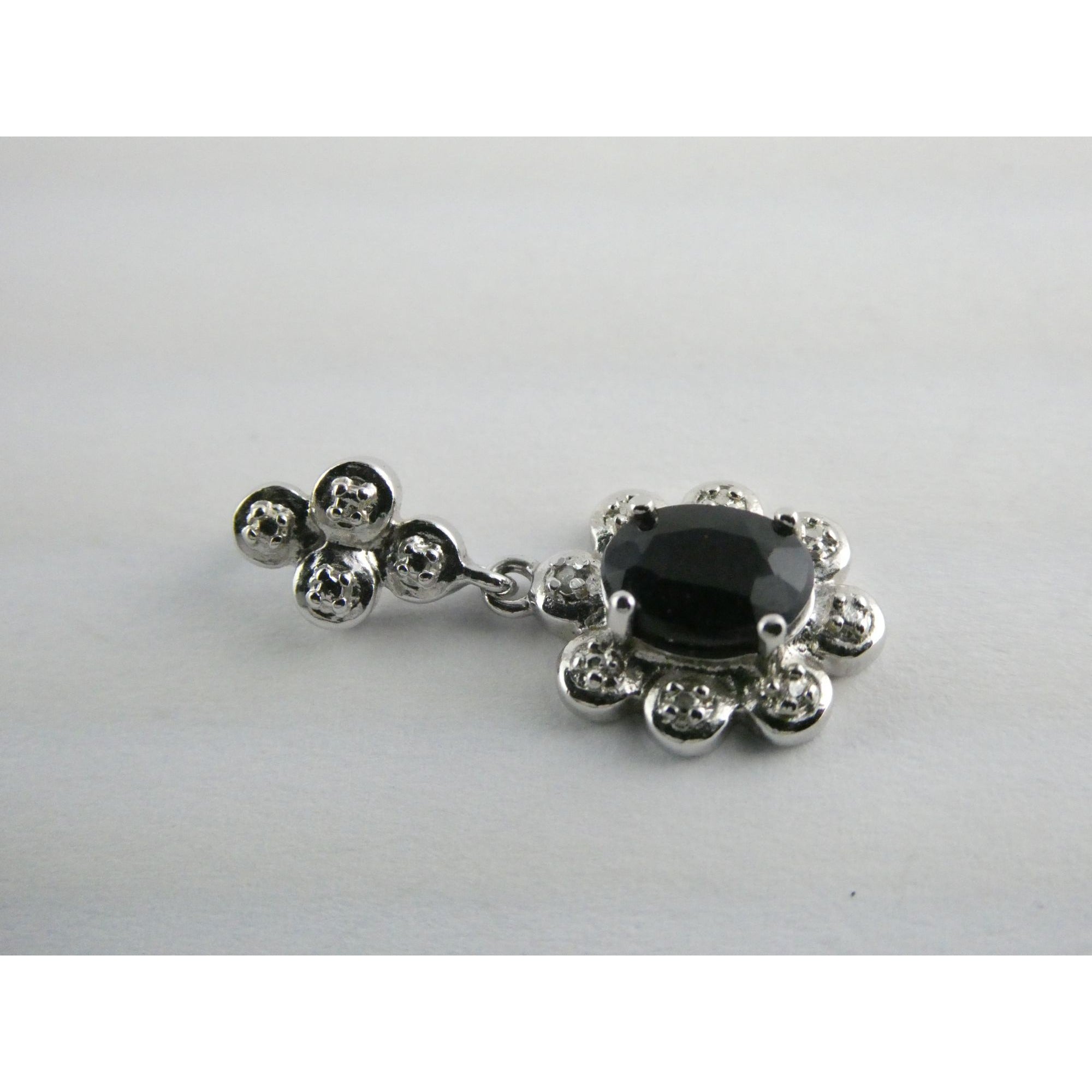 WM Sterling Silver Natural Dark Blue Sapphire and Diamond Accent Pendant 2g 25mm