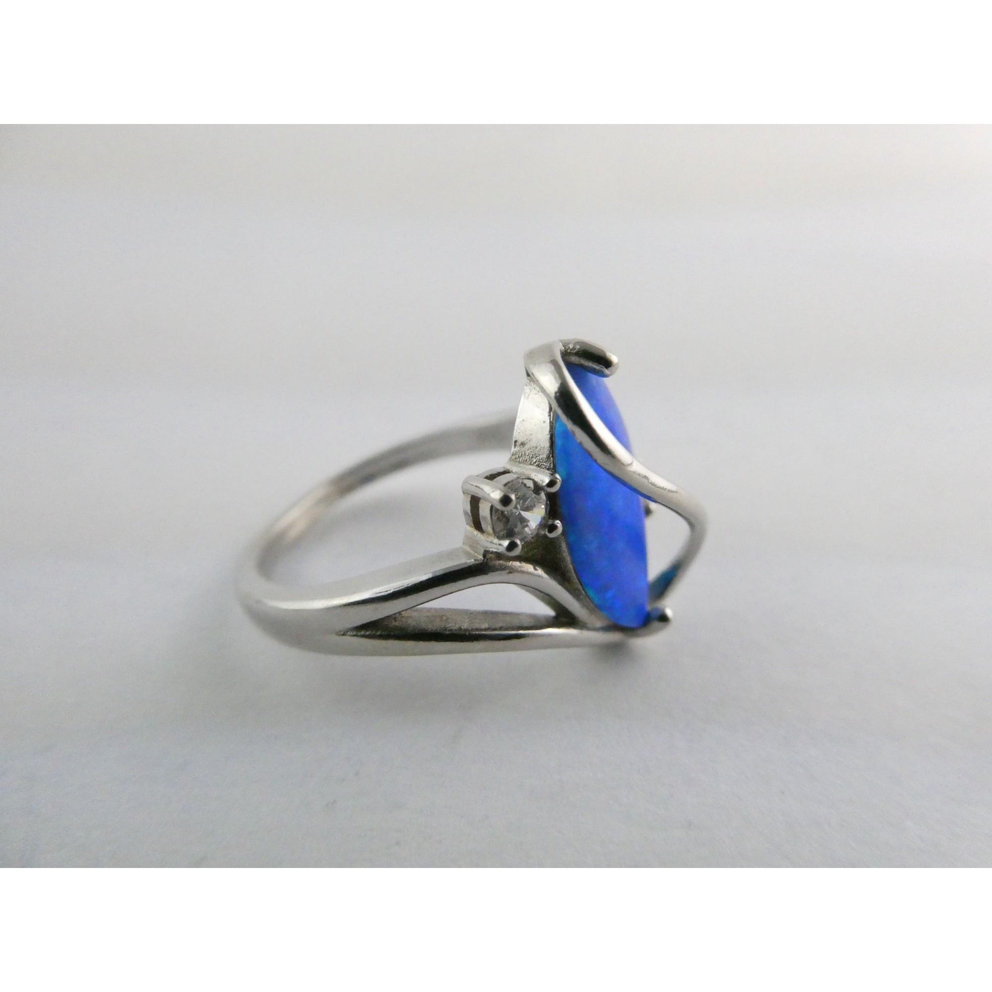 CI Sterling Silver Lab Created Blue Opal and White CZ Ring 925 Size 8 3.9g