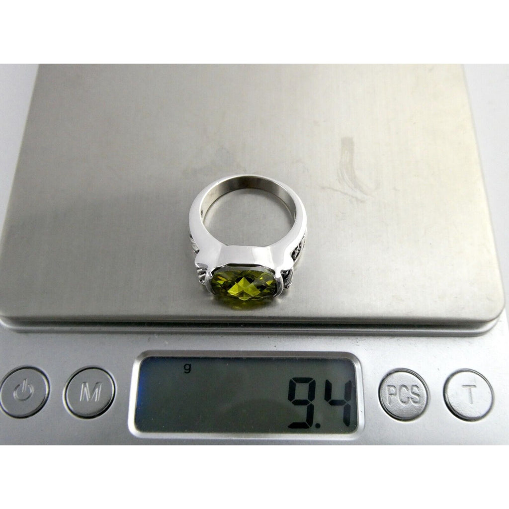 Silver Tone Metal and Faceted Forest Green CZ Statement Ring Size 8.25 9.4g