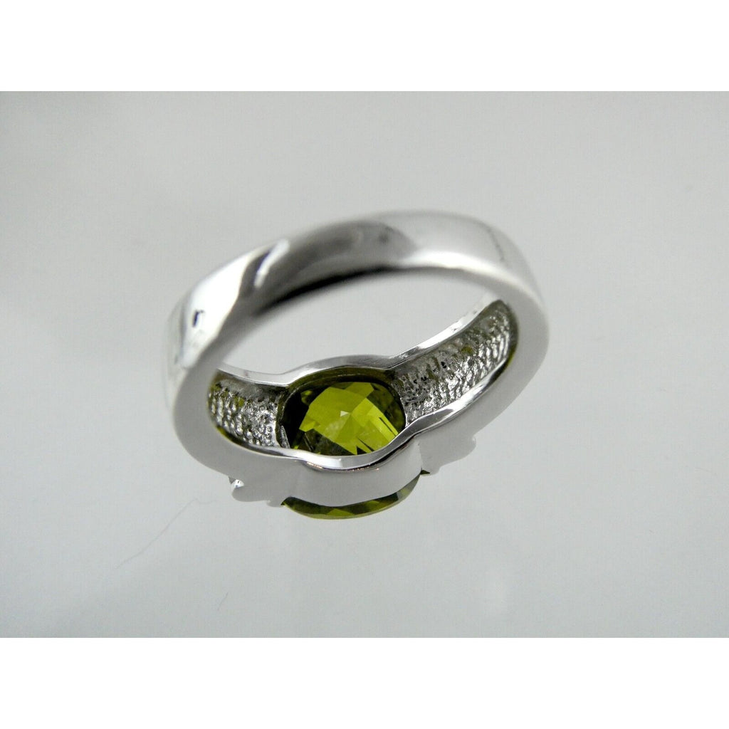 Silver Tone Metal and Faceted Forest Green CZ Statement Ring Size 8.25 9.4g