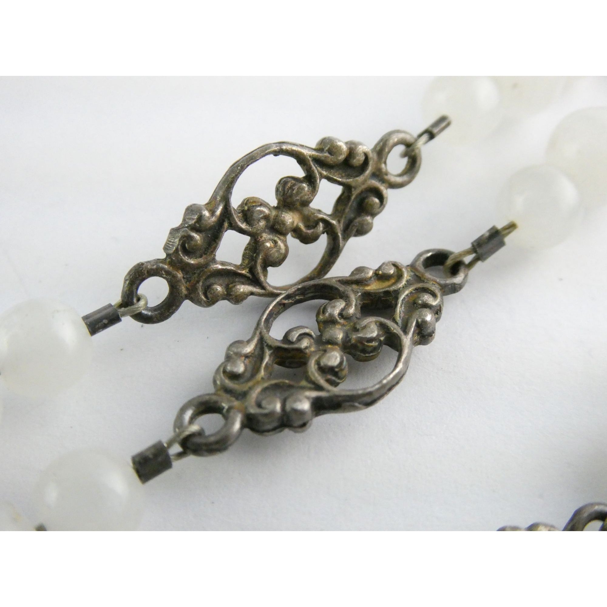 Vintage Cini Sterling Silver Pale White Glass Beaded Floral Necklace 33.5 Inches