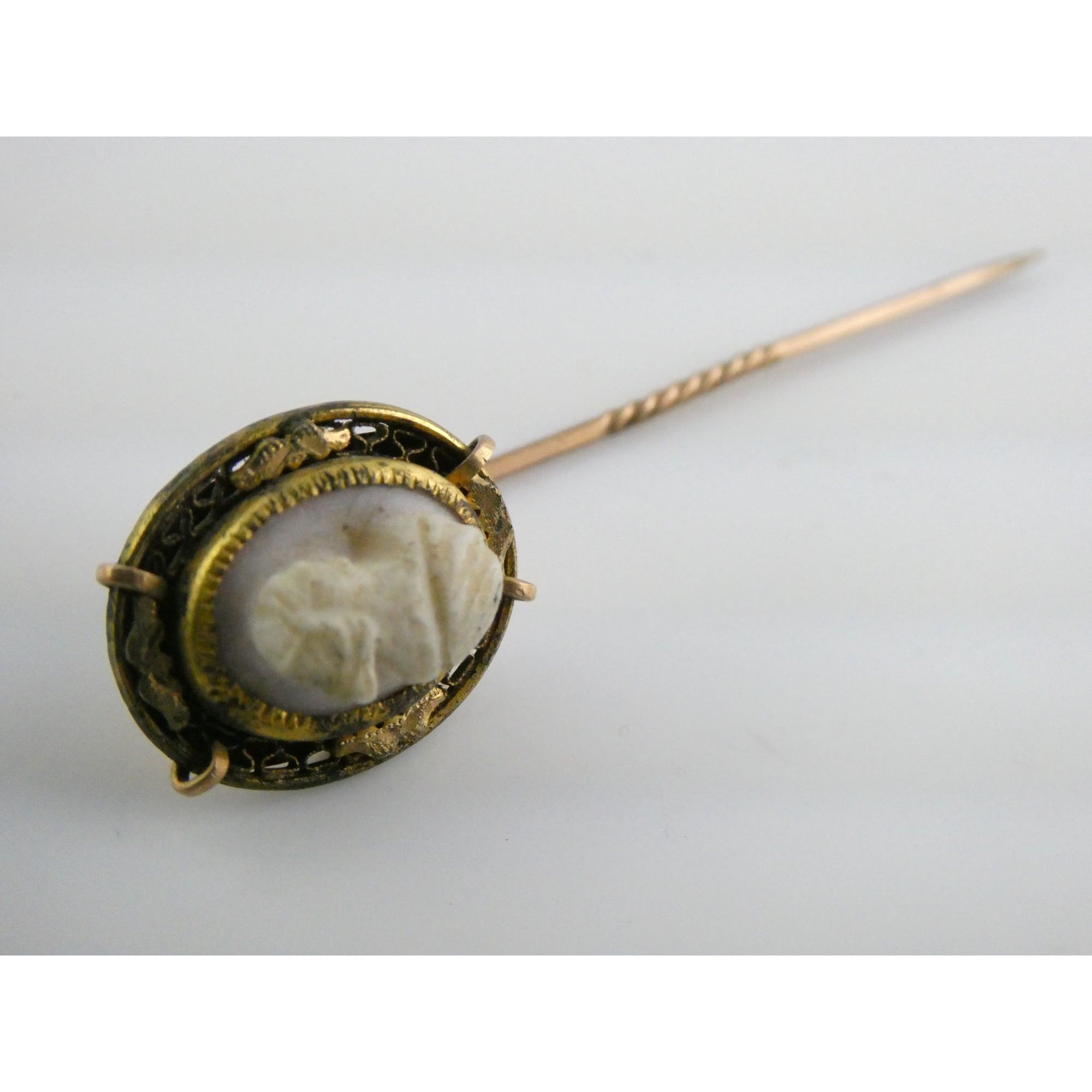 Antique Unmarked Gold Fill Carved Cameo Shell Stick Pin 2.7g 2.25 Inches