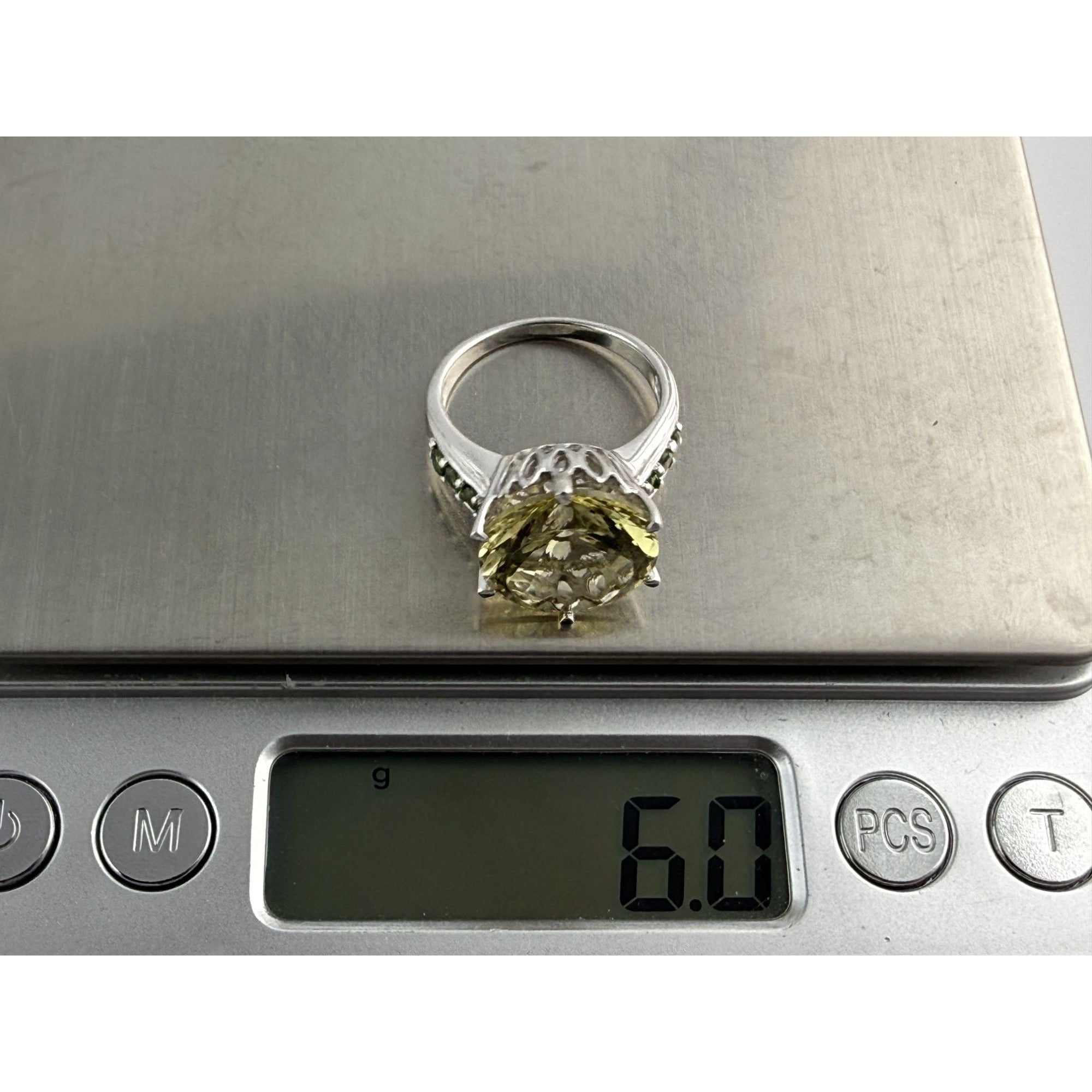 Sterling Silver Pale Yellow Citrine and Green Garnet Ring Size 7.75 6g 14mm Gem