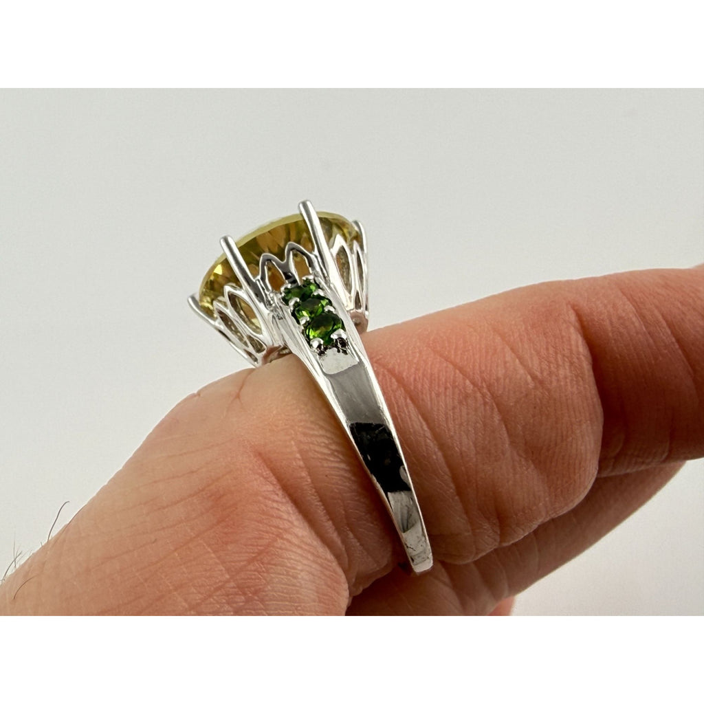 Sterling Silver Pale Yellow Citrine and Green Garnet Ring Size 7.75 6g 14mm Gem