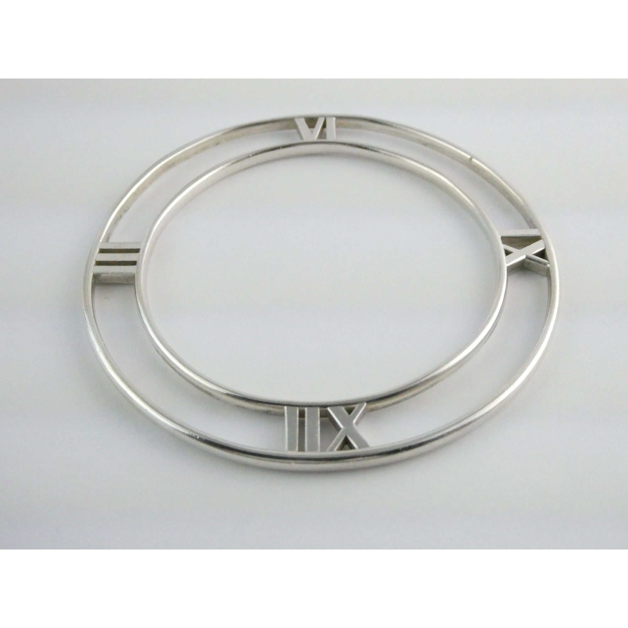 Tiffany and Co Atlas Sterling Silver Roman Numerals Flat Bangle Bracelet 7.75 In