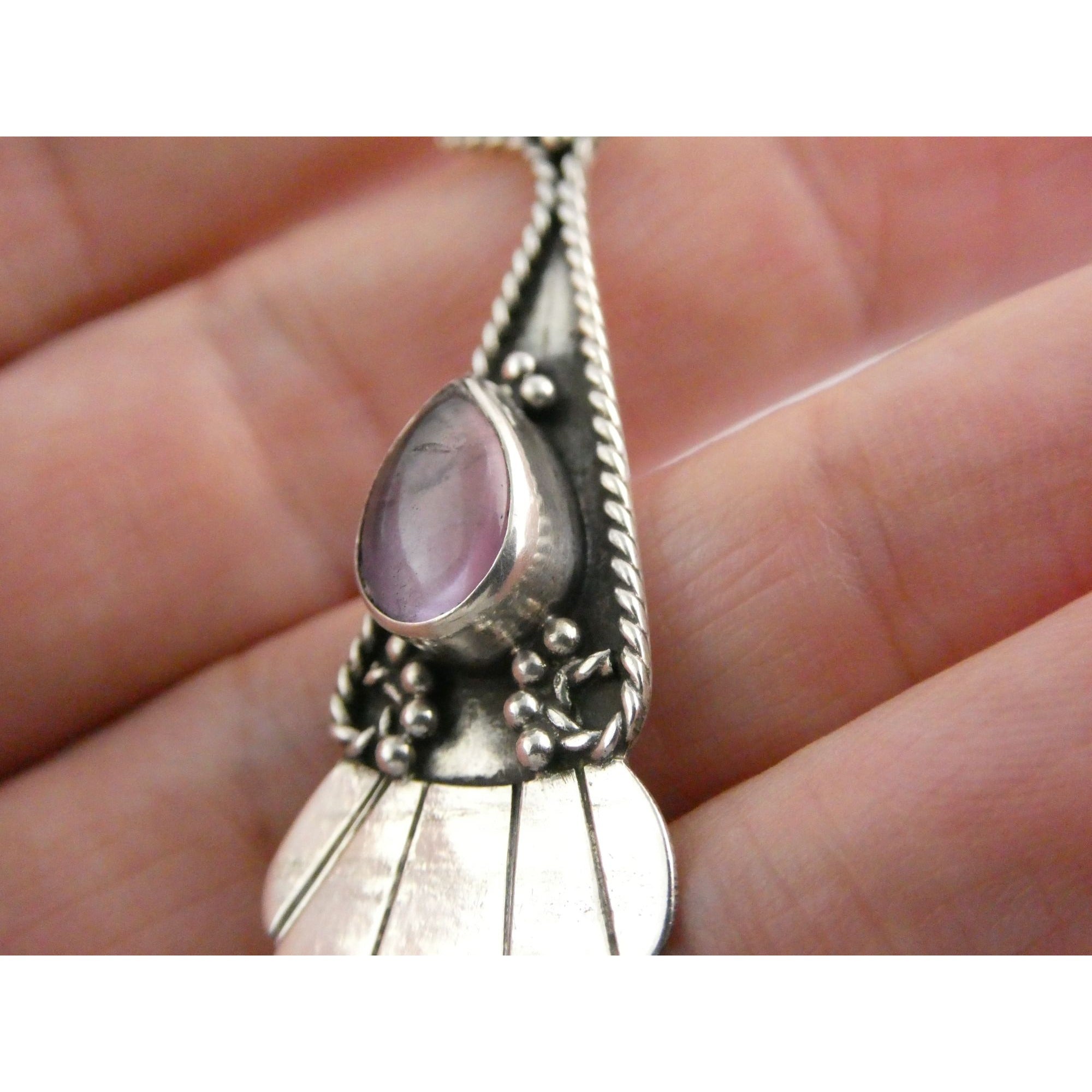 Vintage Sterling Silver Pale Amethyst Cabochon Long Pendant 4.9g 2.25 Inch Long