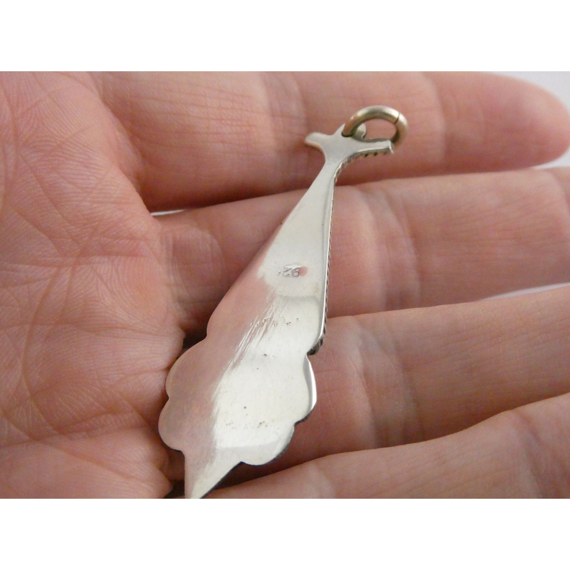 Vintage Sterling Silver Pale Amethyst Cabochon Long Pendant 4.9g 2.25 Inch Long