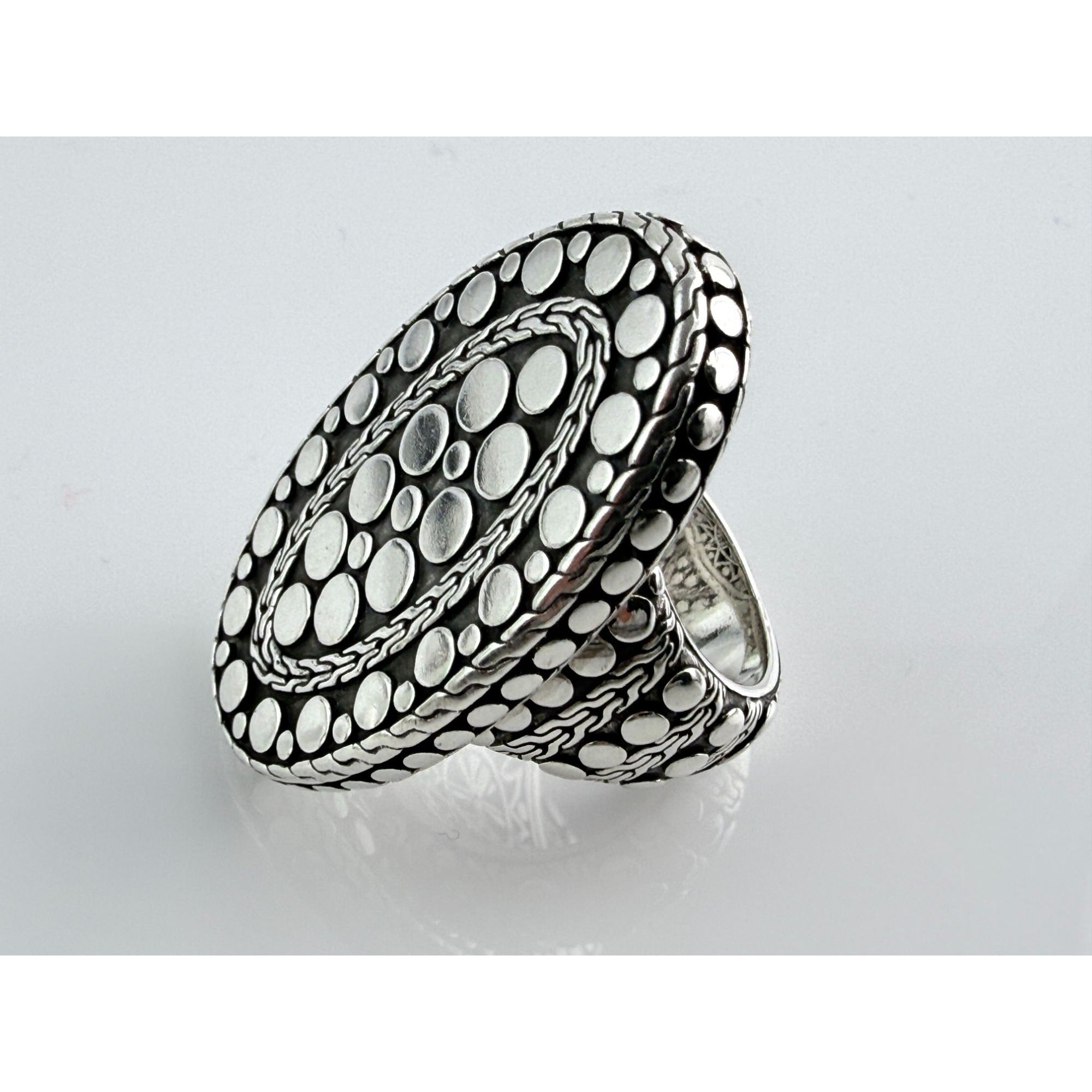 John Hardy 38mm Sterling Silver Dot Design Oval Shaped Ring Weighs 29g Size 7