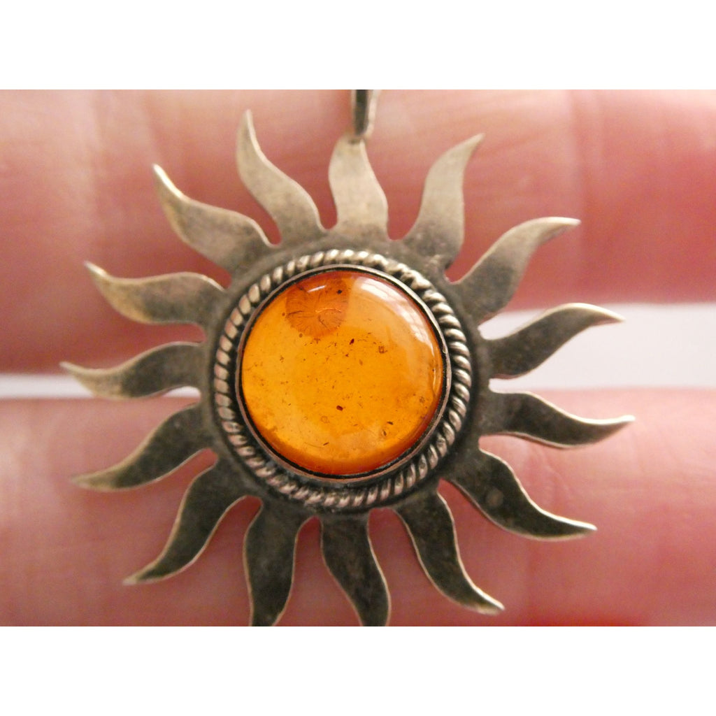 Sterling Silver Baltic Amber Cabochon Sun Pendant 4.2g 38mm Total Length