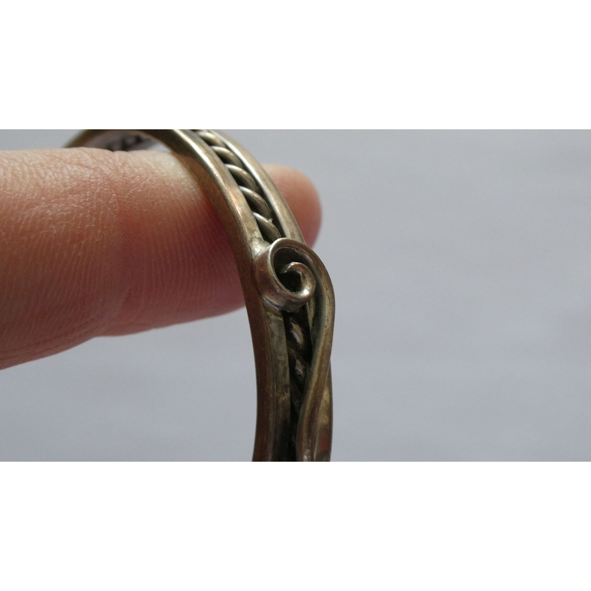NA Navajo Morton Ray Sterling Silver Turquoise Bracelet Whirling Wind 6.75 Inch