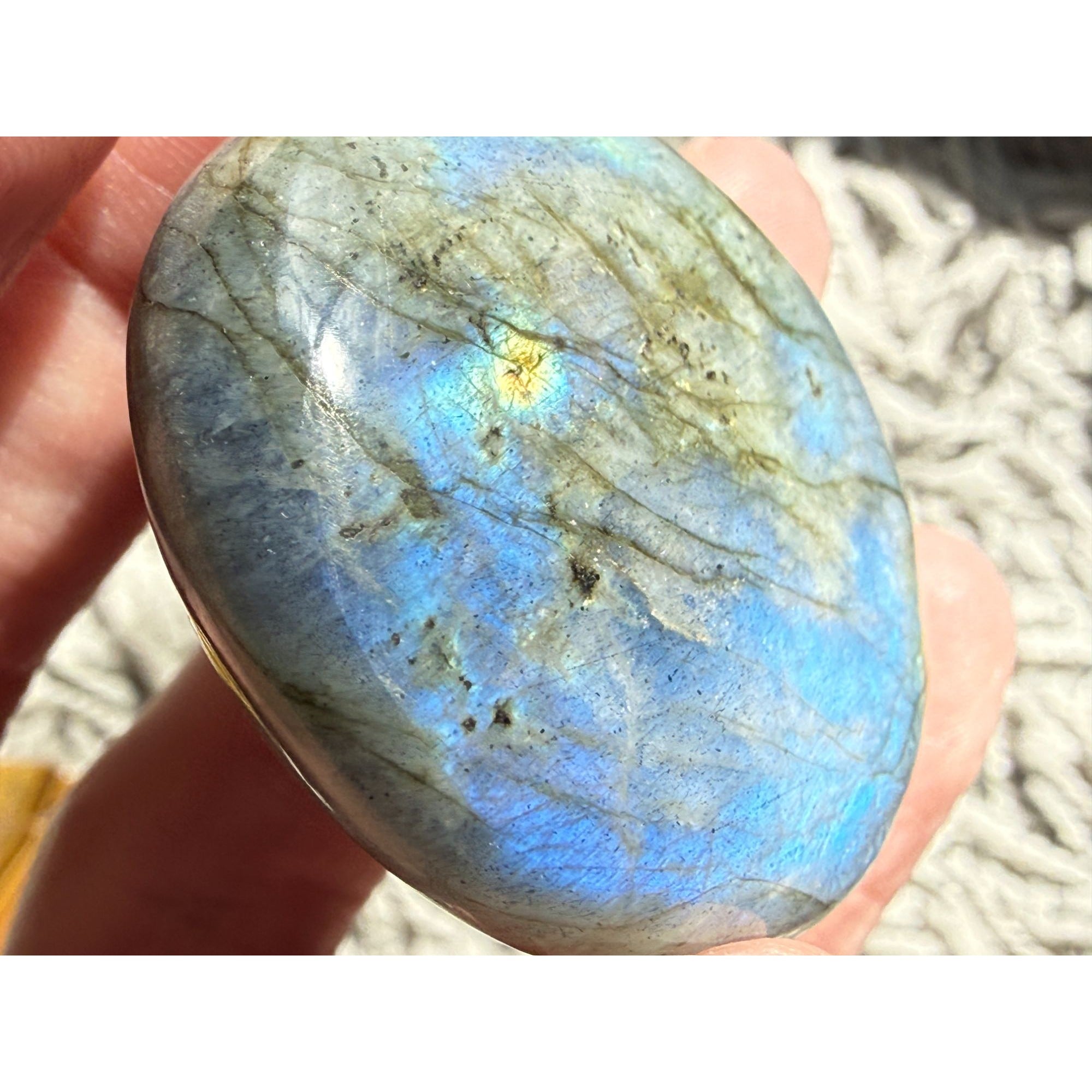 Polished Oval Form Labradorite Piece Specimen 52.7g Weight 1.75 Inch Max Length