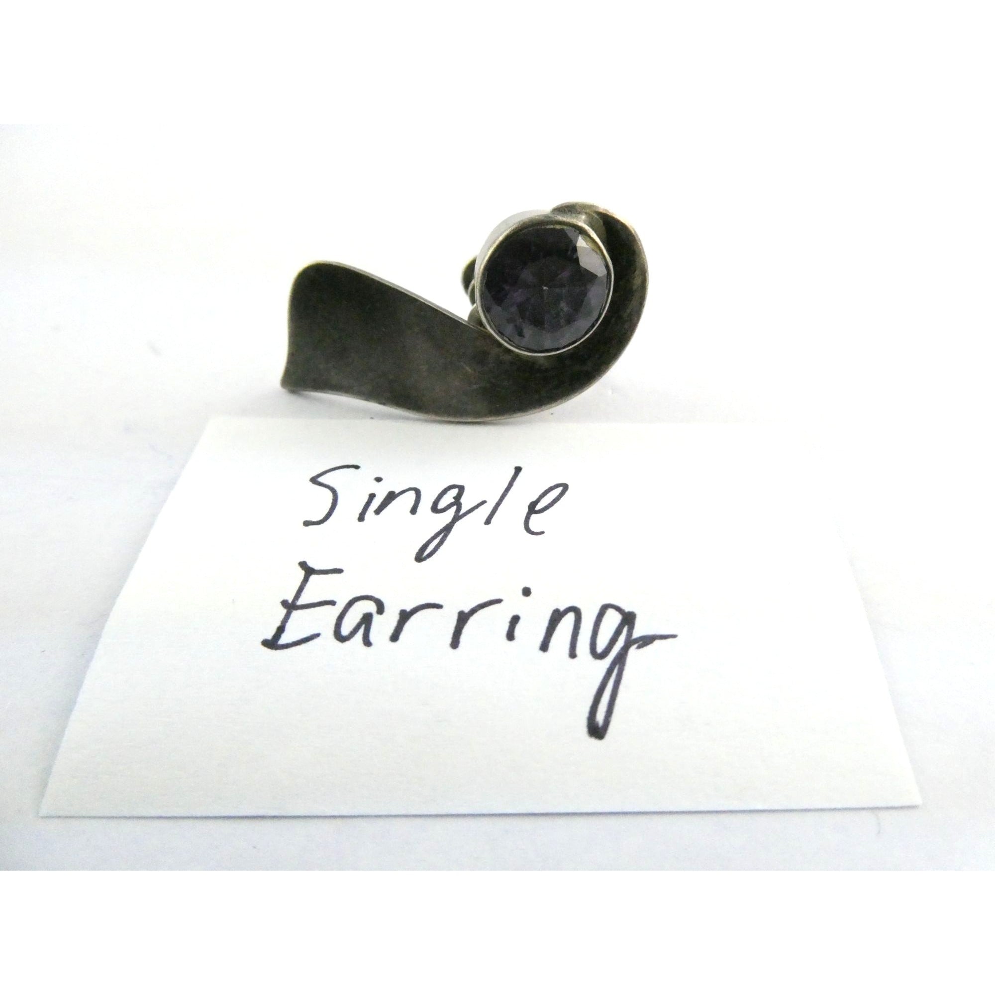 Miguel Melendez SINGLE Sterling Silver Color Change Sapphire Screwback Earring