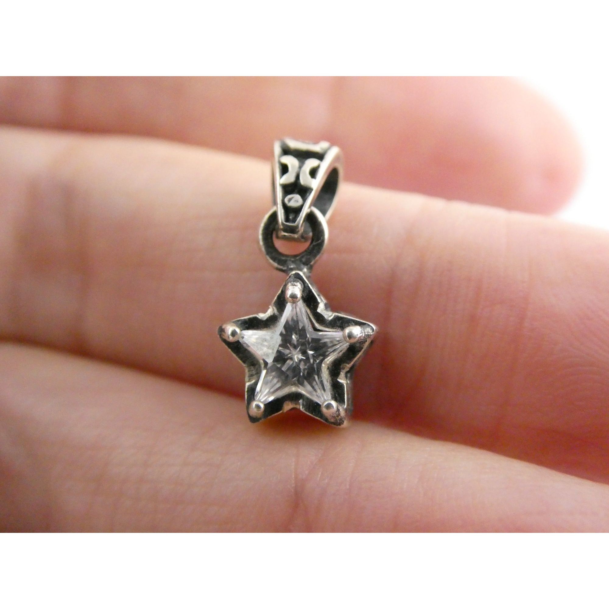 Sterling Silver Faceted White Star Pendant 1.8g 19mm Total Length