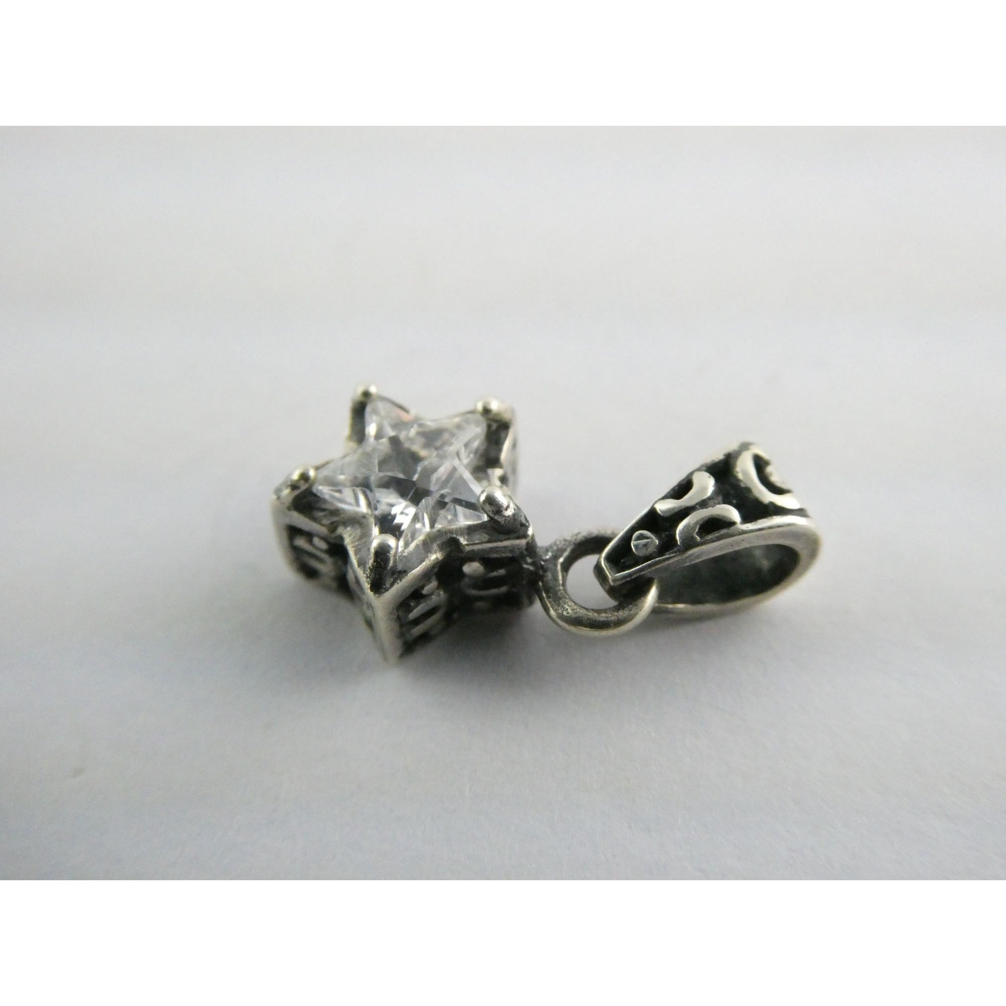 Sterling Silver Faceted White Star Pendant 1.8g 19mm Total Length