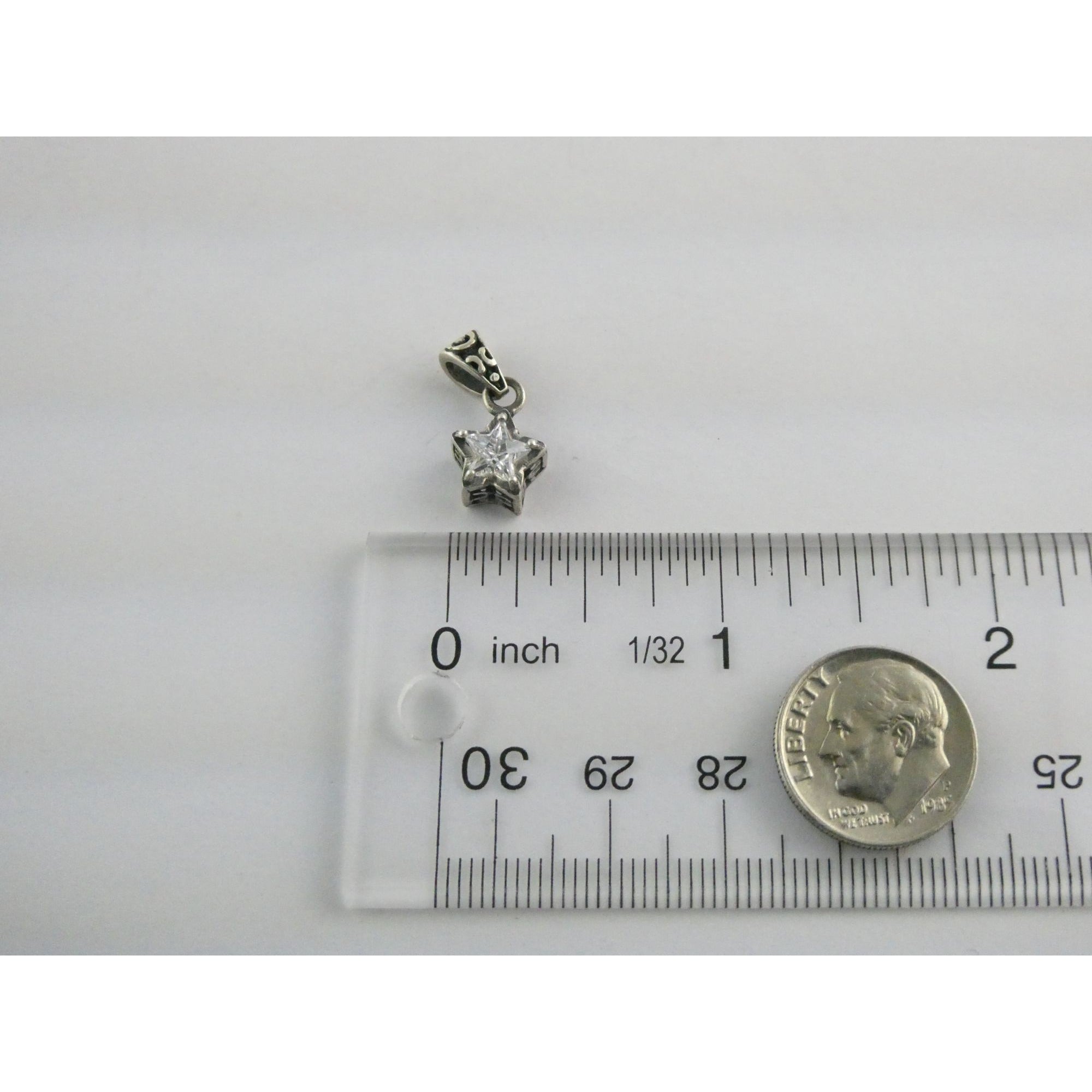 Sterling Silver Faceted White Star Pendant 1.8g 19mm Total Length