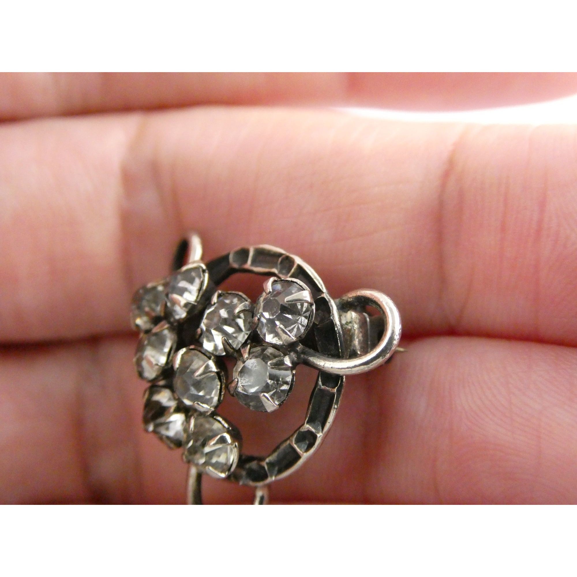 Vintage Unmarked Sterling Silver and Paste Glass Rhinestone Pin Brooch 3.2g 21mm