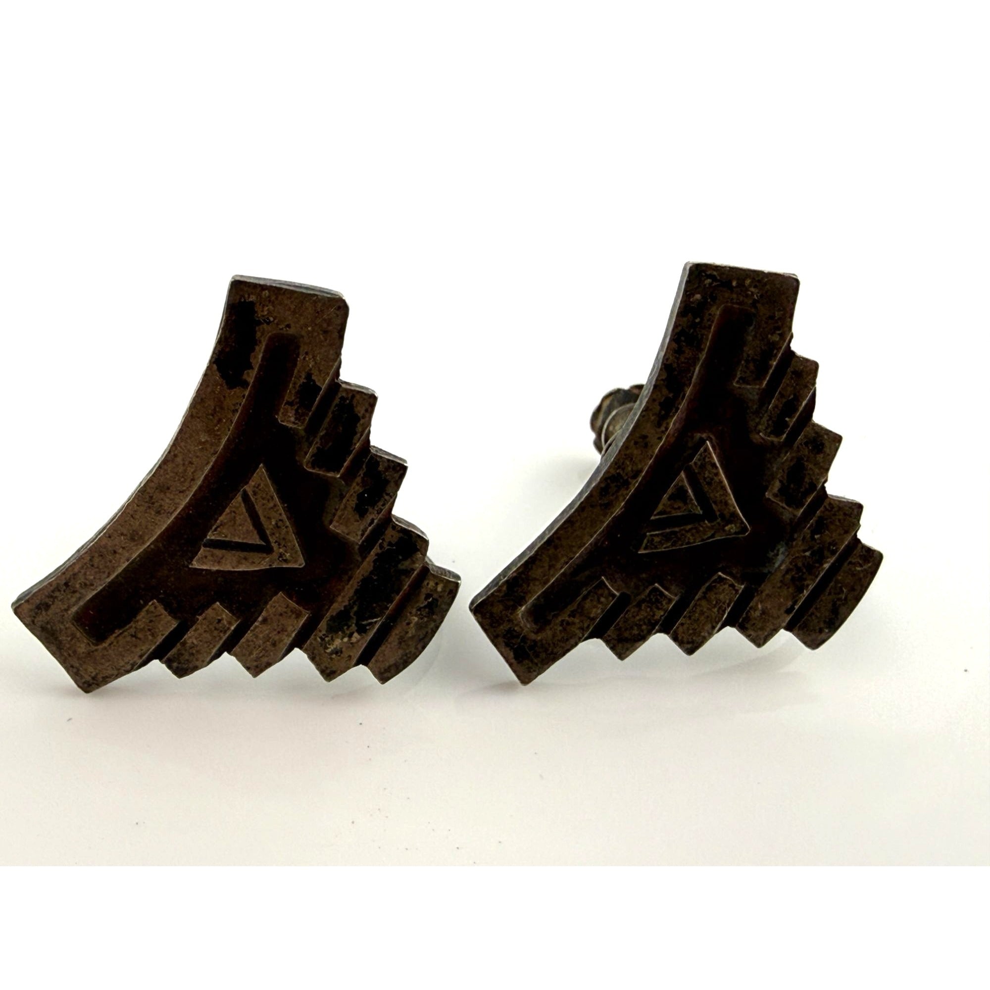 Vintage 1940s or 50s Era Mexican Silver Screwback Earrings Glyph Design 5g 7/8In