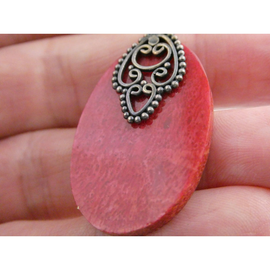 Sterling Silver Flat Compressed Dyed Red Sponge Coral Oval Pendant 5g 45mm Long