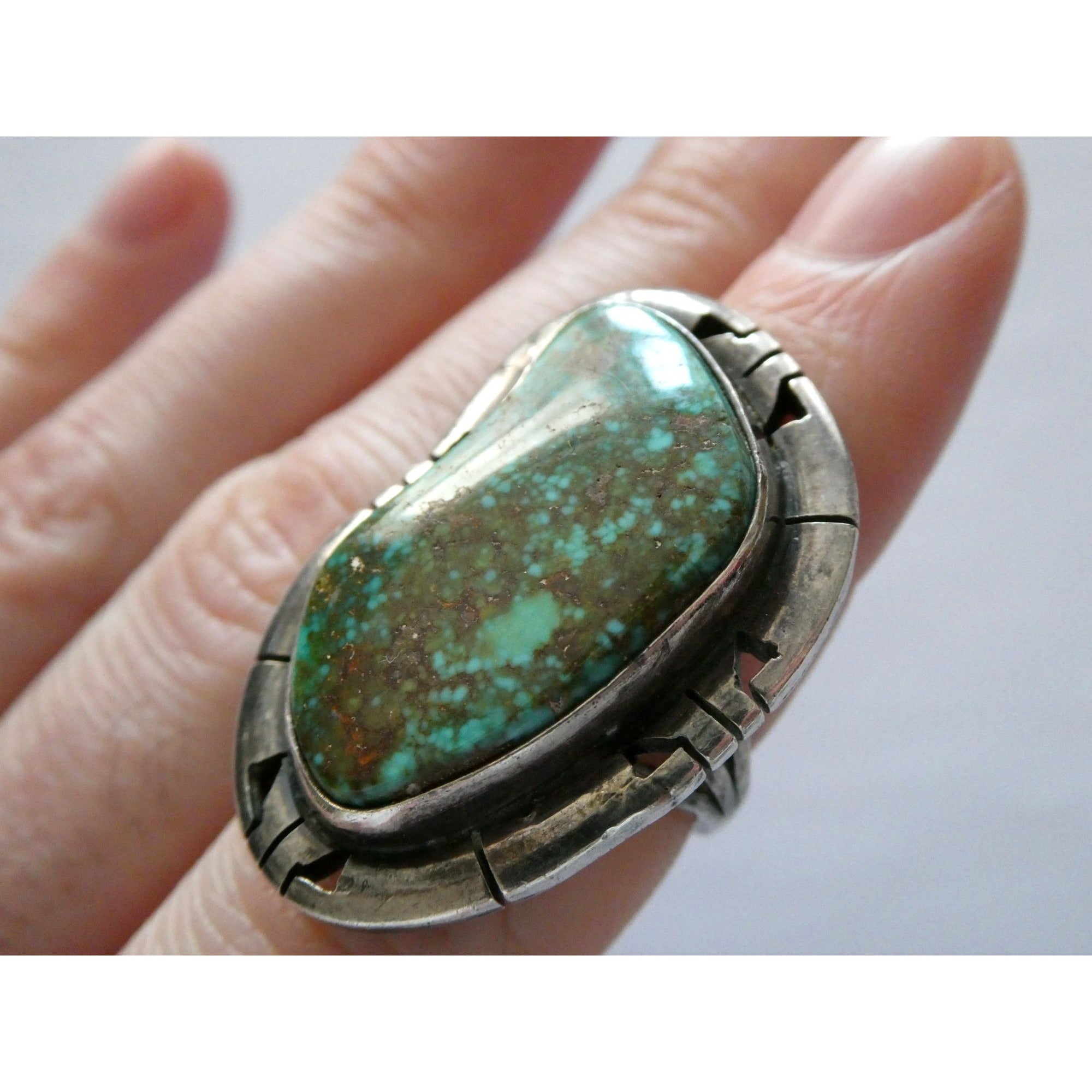 NA Navajo Genevieve Apachito Sterling Silver Turquoise Ring Size 6.5 17 Grams