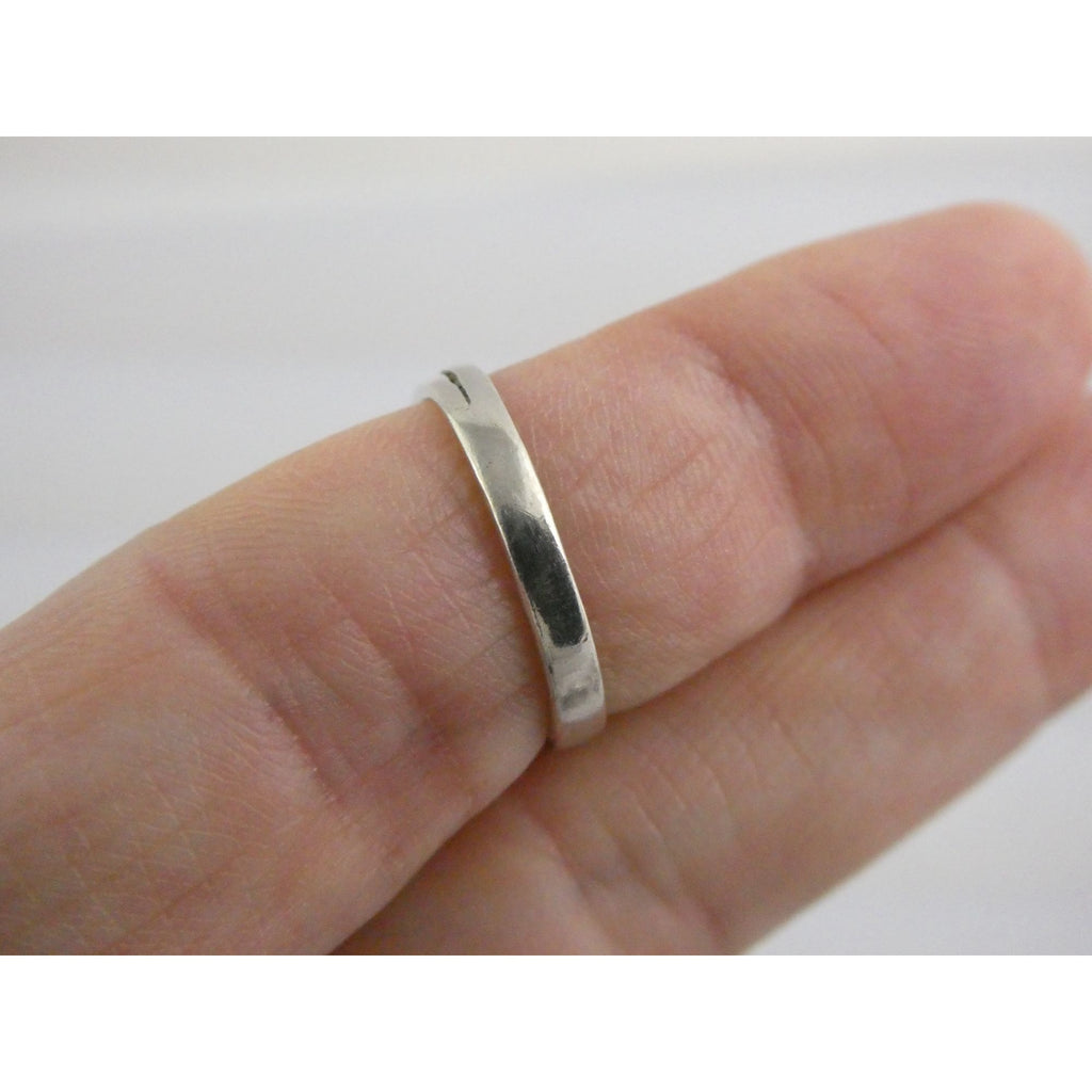 Sterling Silver MOP Shell Inlay Leaf Design Band Ring Size 6.5 Weighs 1.9g