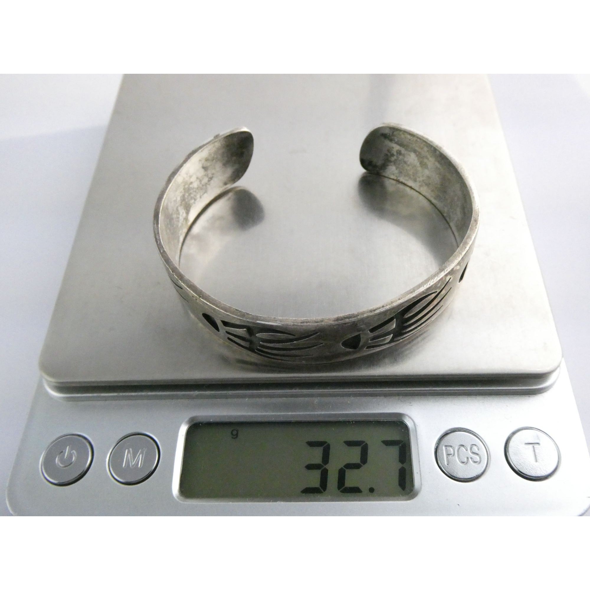Riley Polequaptewa NA Hopi Artisan Sterling Silver Bear Track Cuff Bracelet 32g