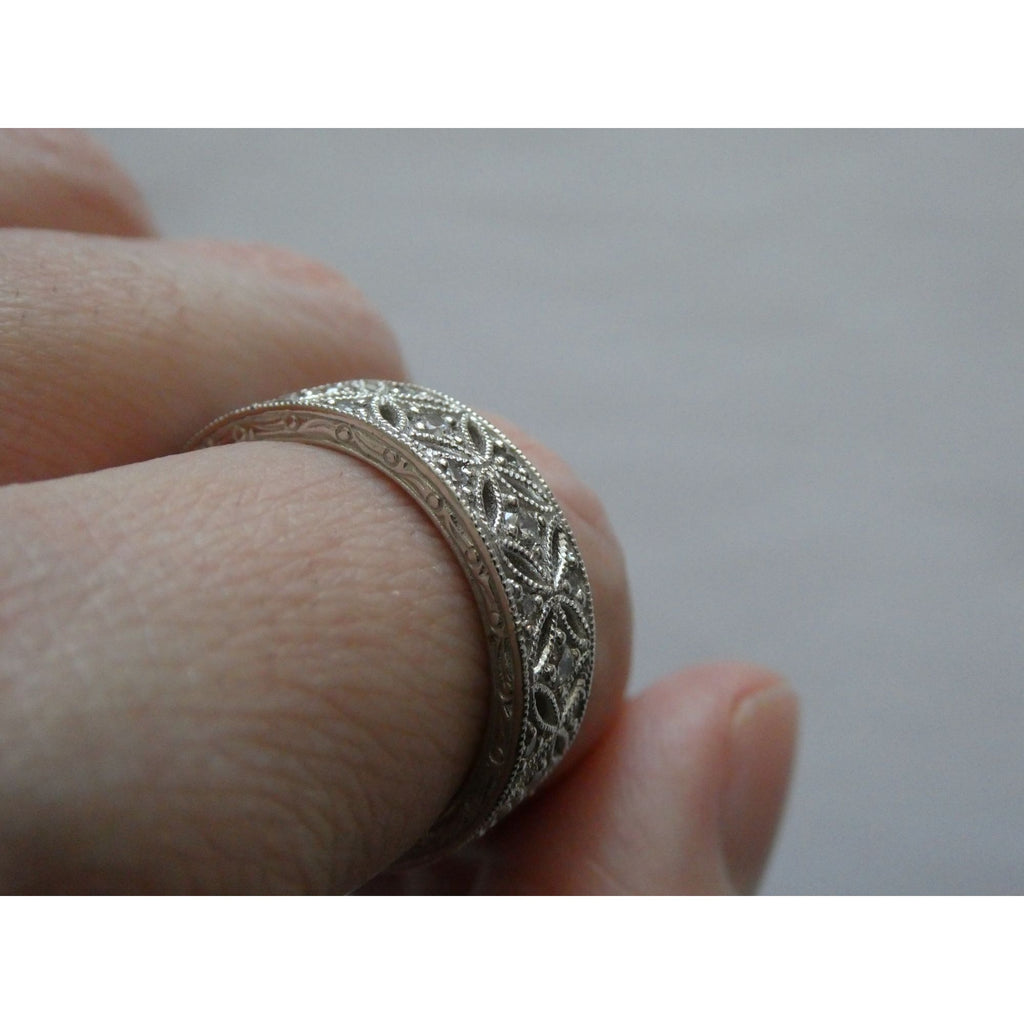 Tacori Sterling Silver 7mm Wide Eternity Floral Band Ring Size 9.75 Weighs 8.1g
