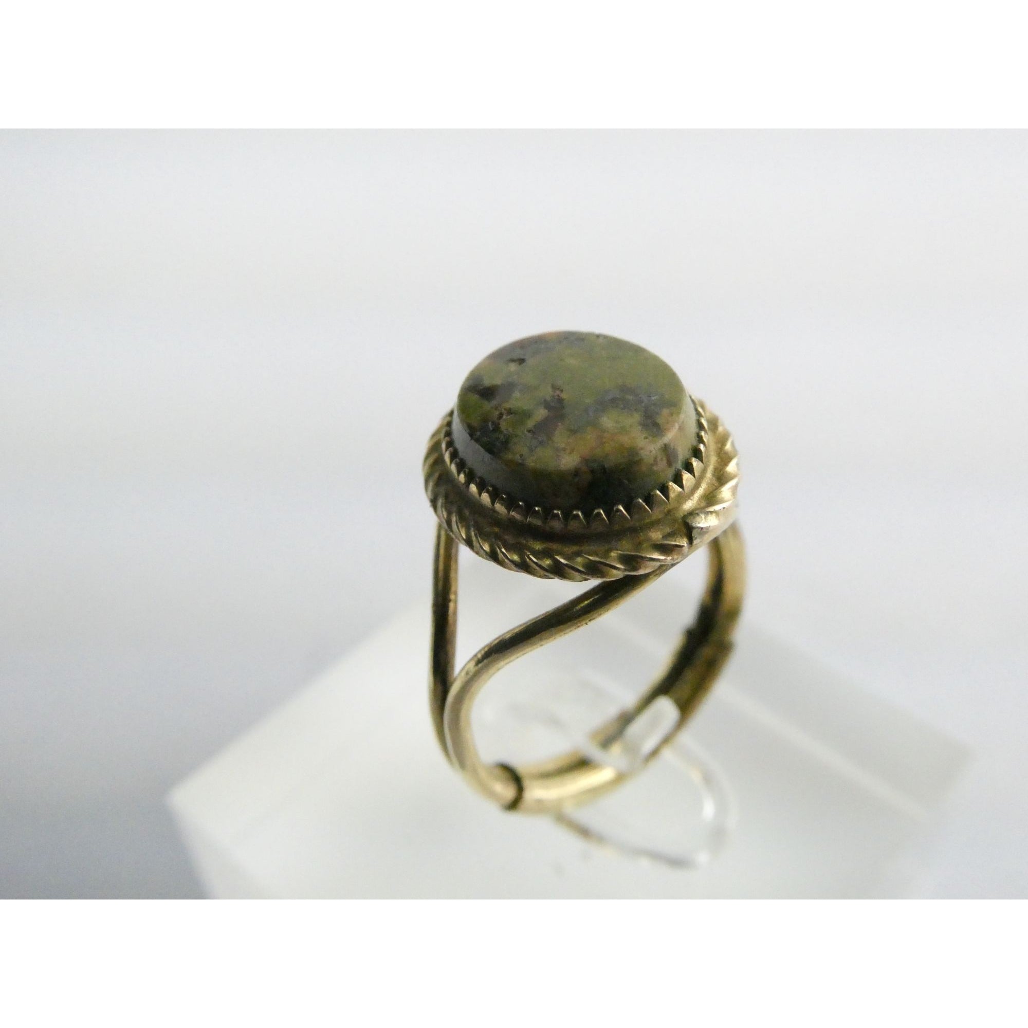 Vintage Burt Cassell 12k Gold Fill and Unakite Flat Cab Ring Size 6 Weighs 3.3g