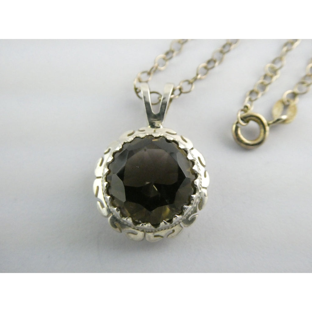 Sterling Silver Smoky Quartz Pendant Necklace 6.1g 20 Inches Italian Chain