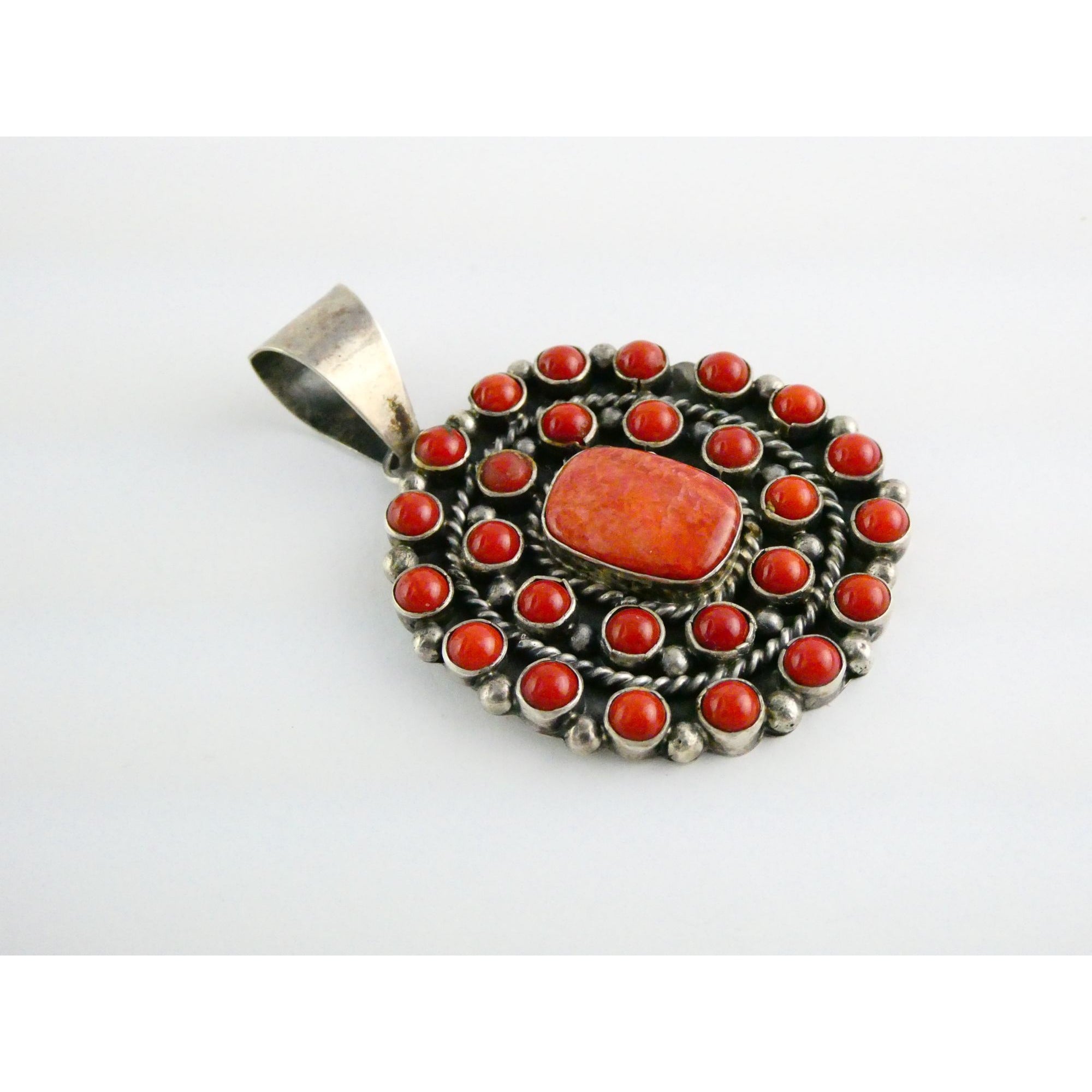 NA Navajo L Etsitty Sterling Silver Red Coral Studded Pendant 29.5g 2.5 Inches