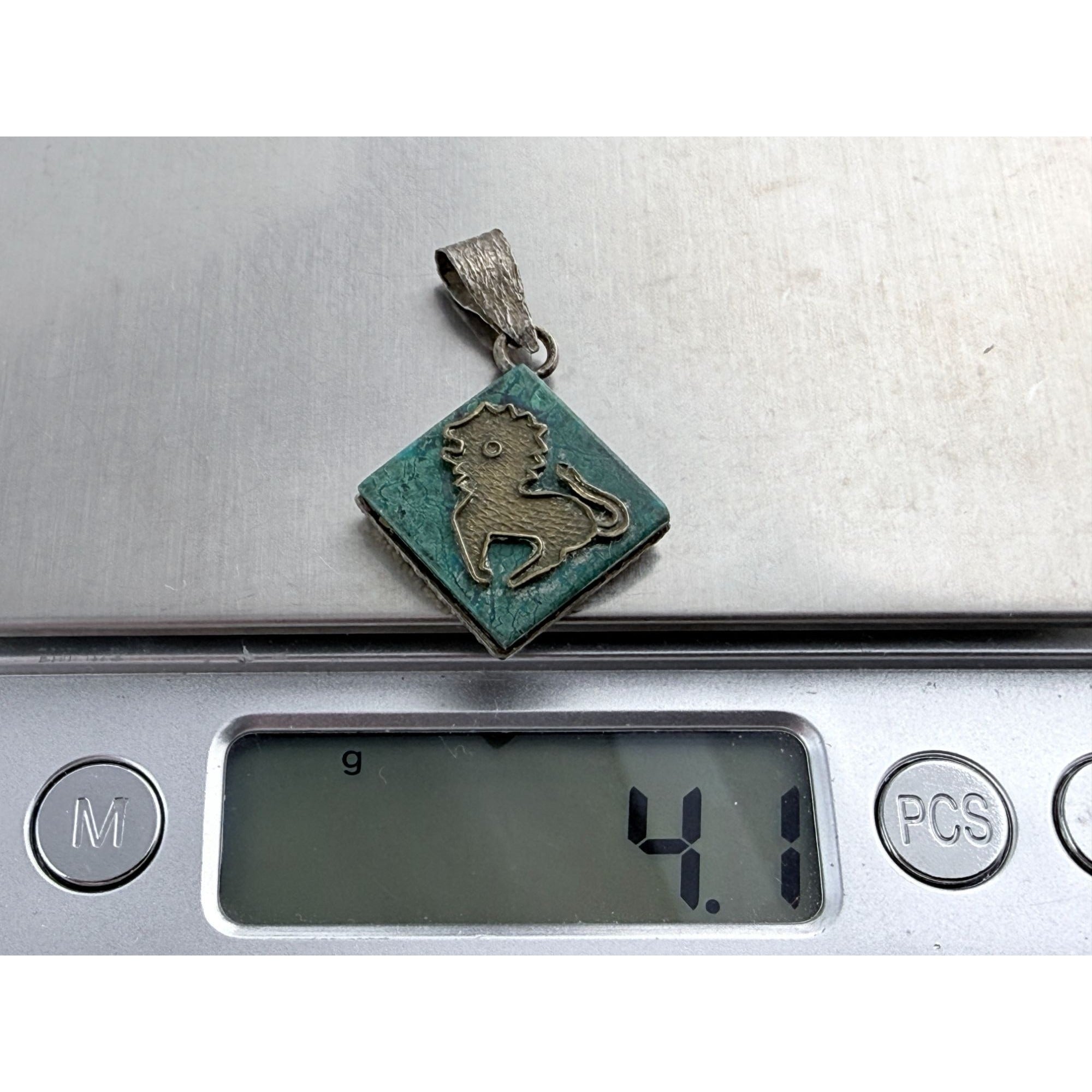 Vintage Lion of Judah Glyph Sterling Silver Eilat Stone Pendant 4.1g 36mm Length