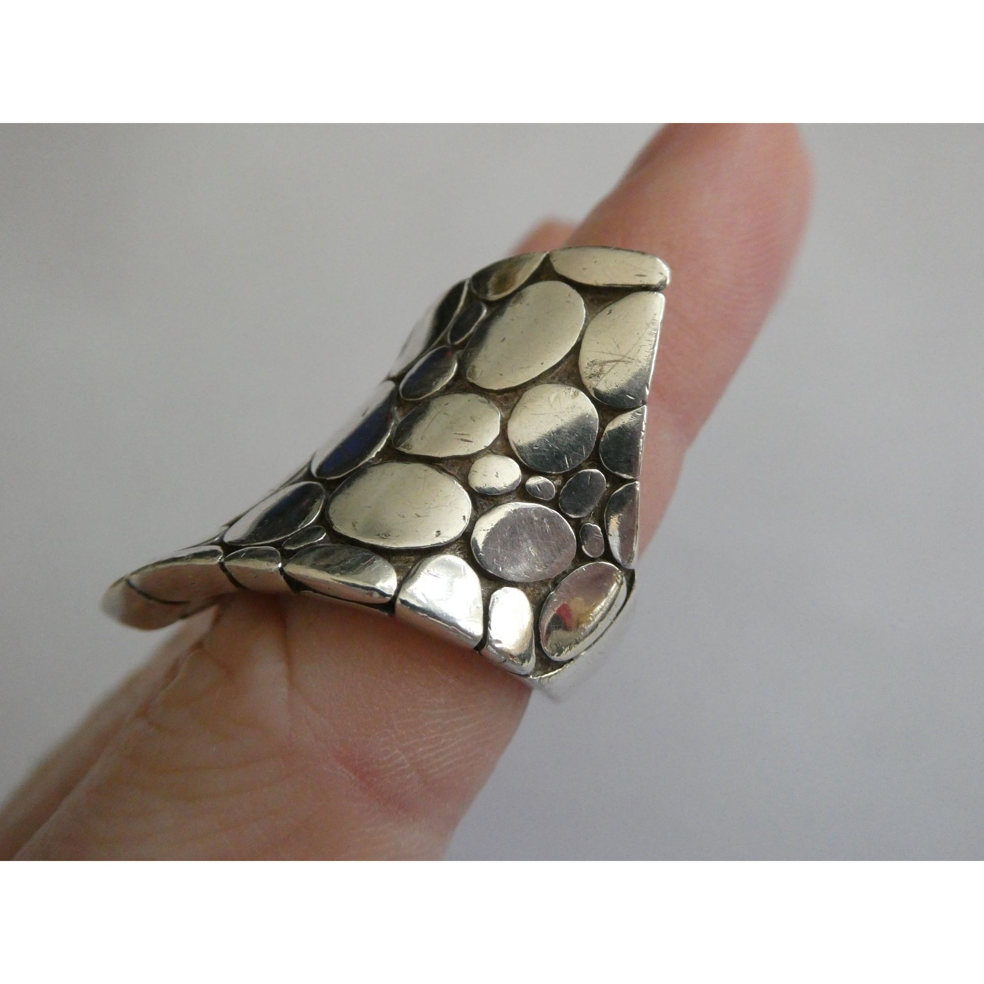 John Hardy Kali Collection Contour Pebble Sterling Silver Ring Size 6.25 17.9g