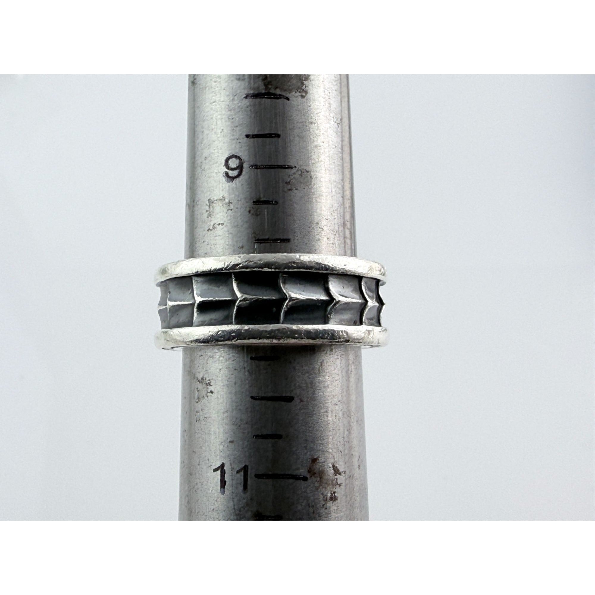 David Yurman Sterling Silver Armory Band Ring Size 10 Weighs 15.7g 9mm Thickness