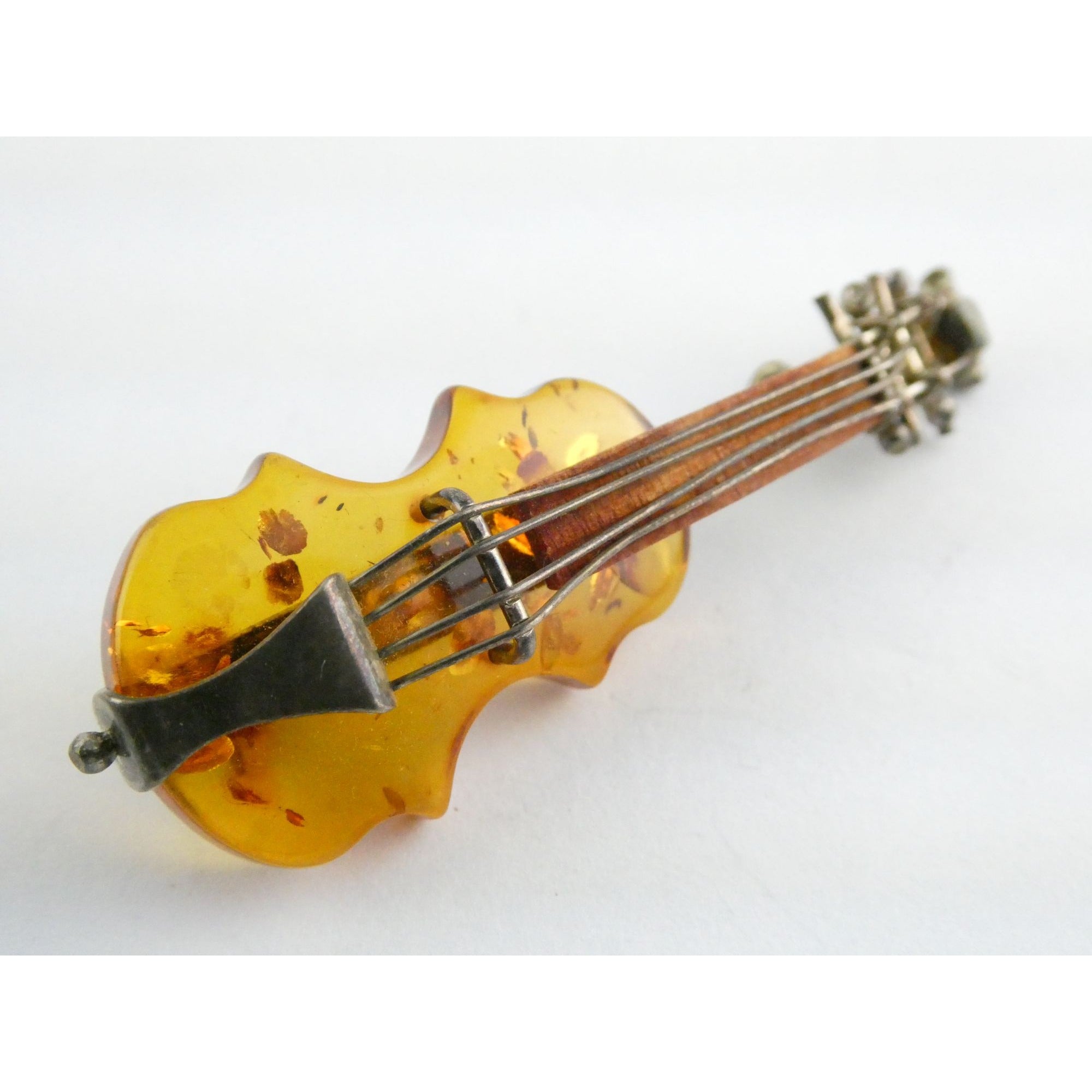 Vintage Polish Sterling Silver Carved Baltic Amber Violin Pin Brooch 6.4g 55mm
