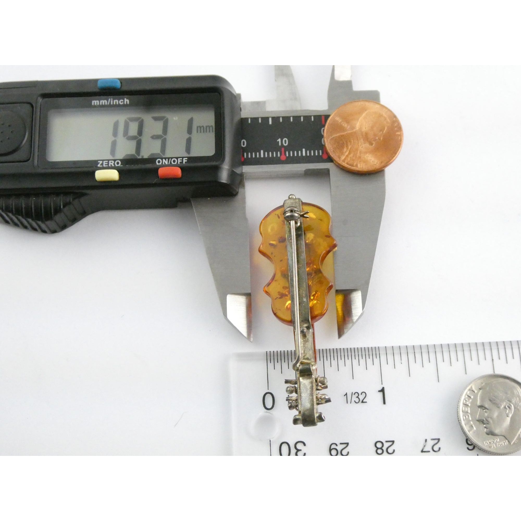 Vintage Polish Sterling Silver Carved Baltic Amber Violin Pin Brooch 6.4g 55mm