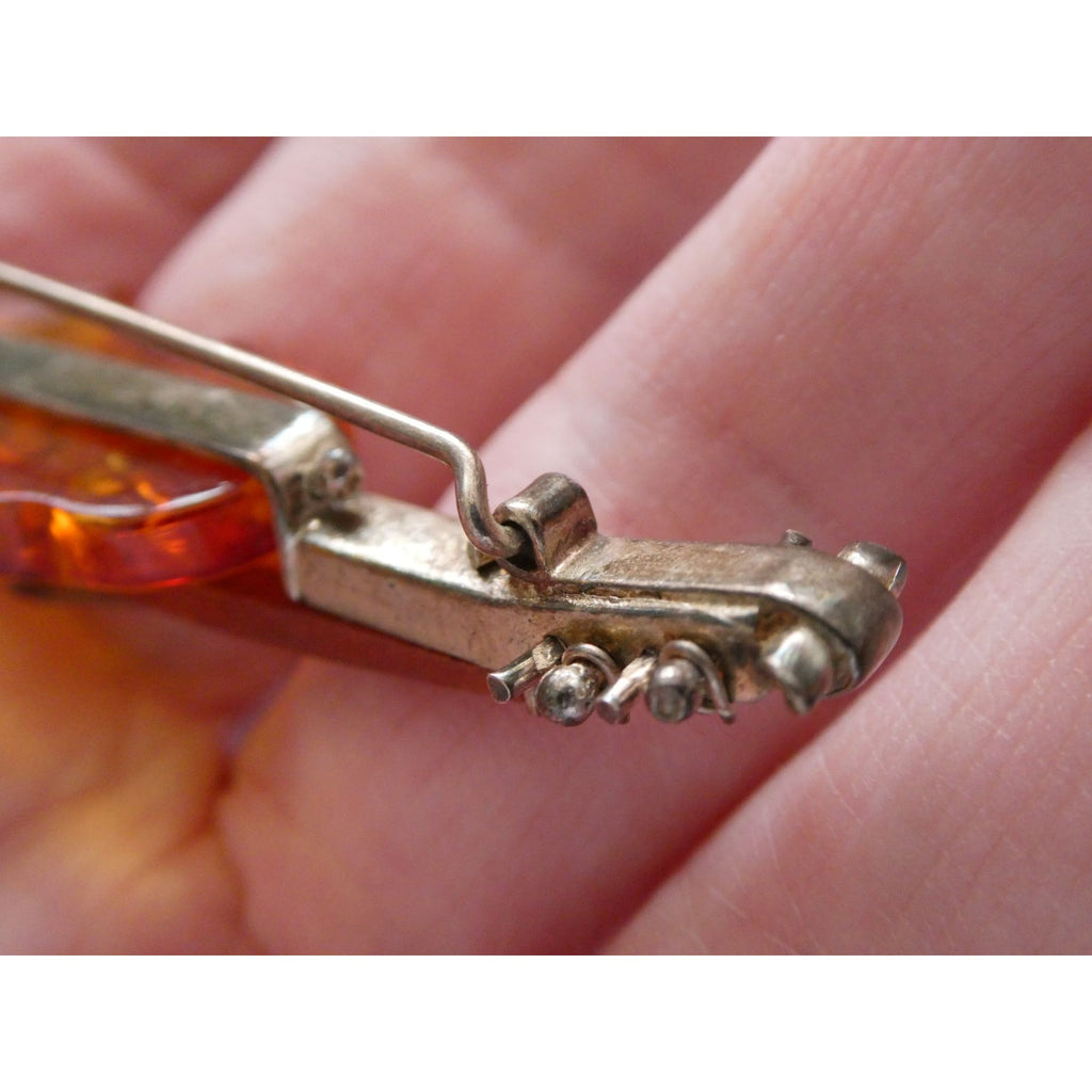 Vintage Polish Sterling Silver Carved Baltic Amber Violin Pin Brooch 6.4g 55mm