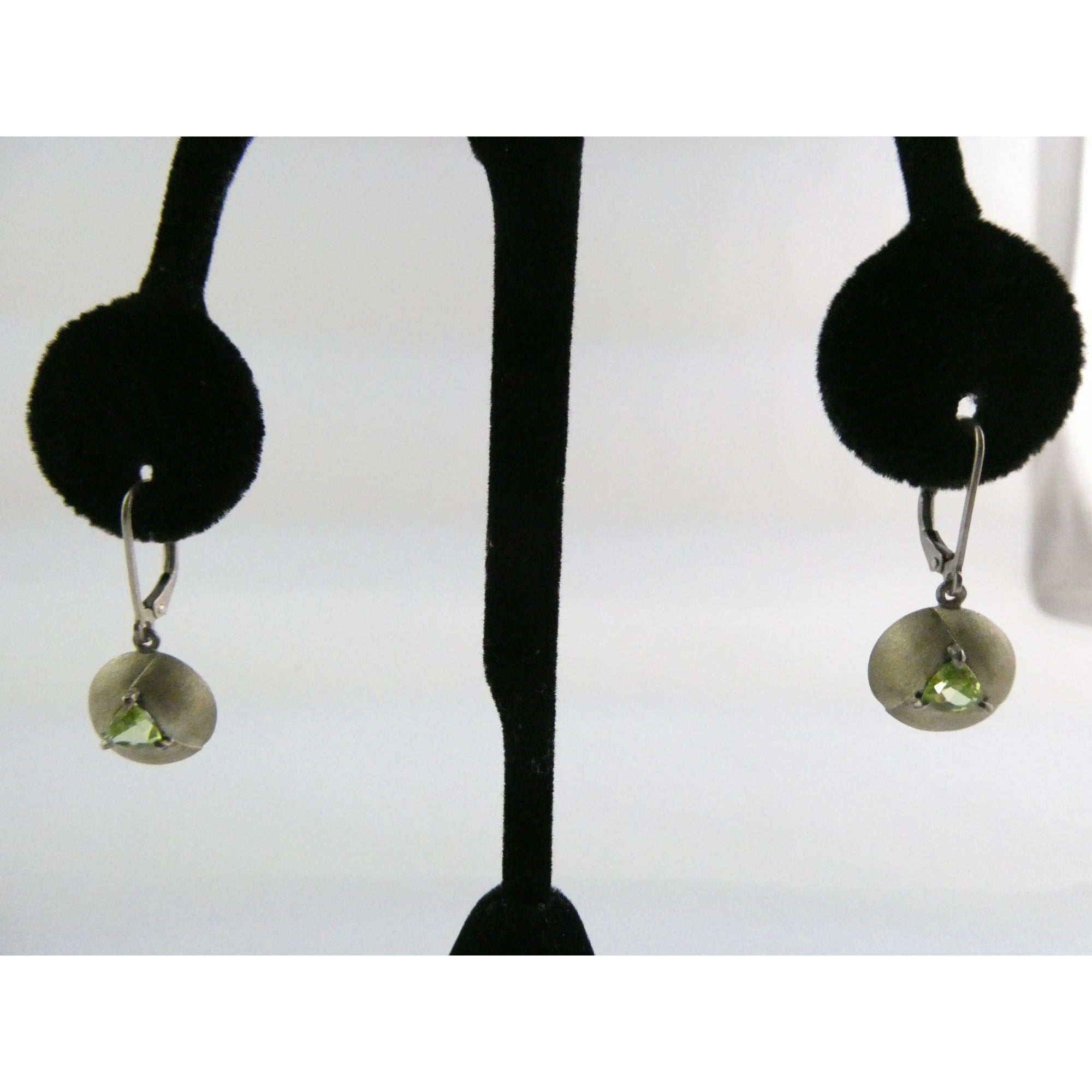 Designer AD Sterling Silver Textured Peridot Dangling Earrings 4g 28mm Length
