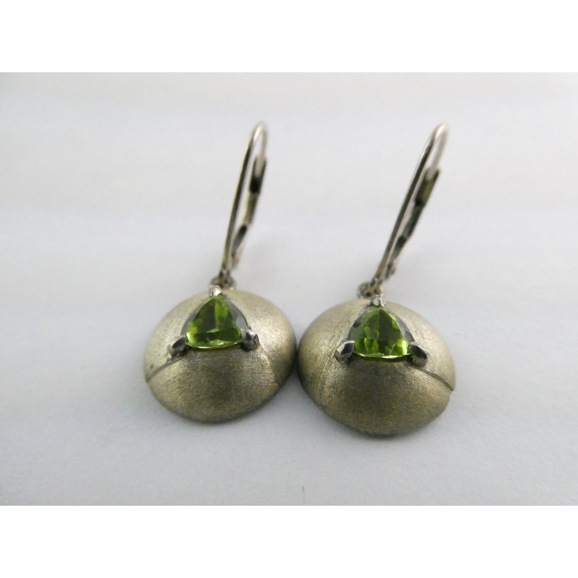Designer AD Sterling Silver Textured Peridot Dangling Earrings 4g 28mm Length