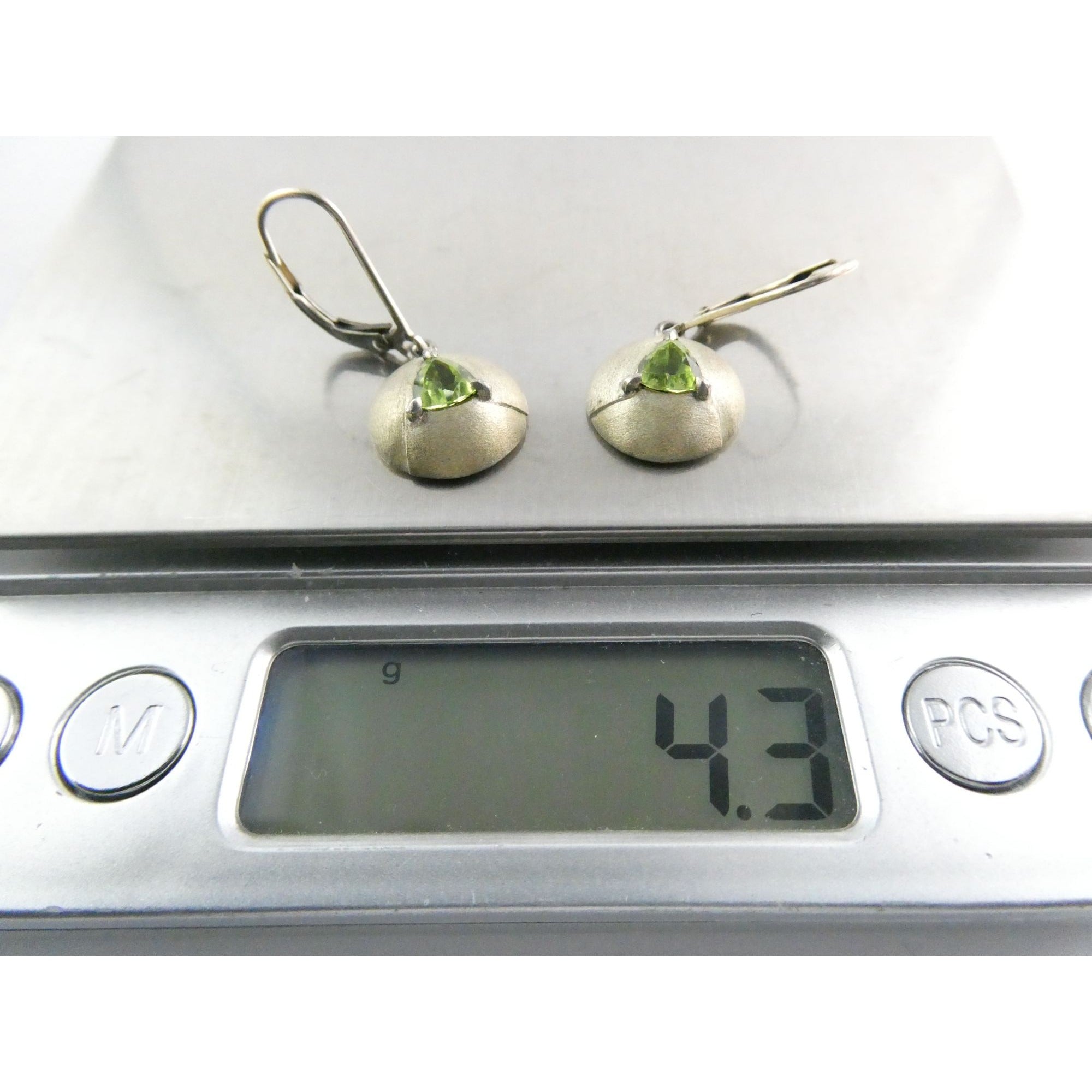 Designer AD Sterling Silver Textured Peridot Dangling Earrings 4g 28mm Length