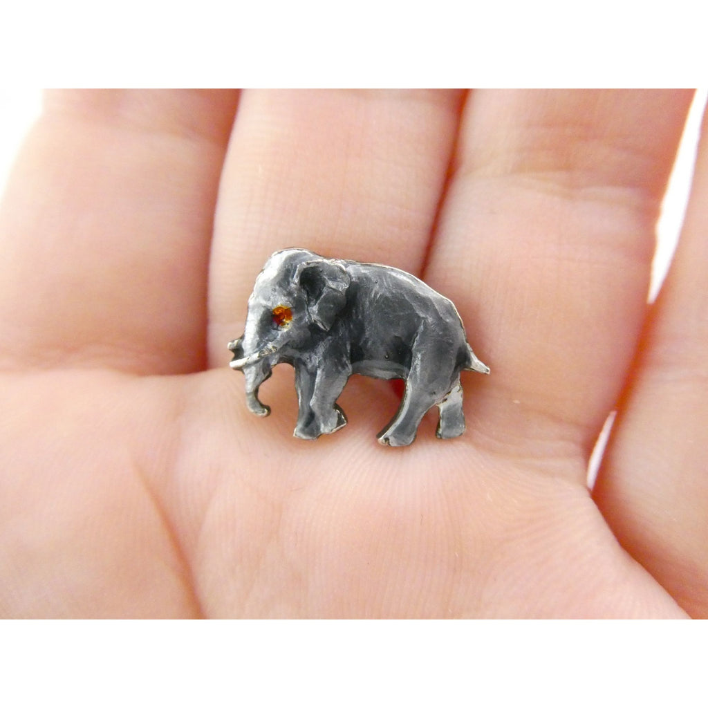 Vintage Mini 1920s Elephant Enamel Sterling Silver Pin Red Eye Brooch 2.5g 18mm