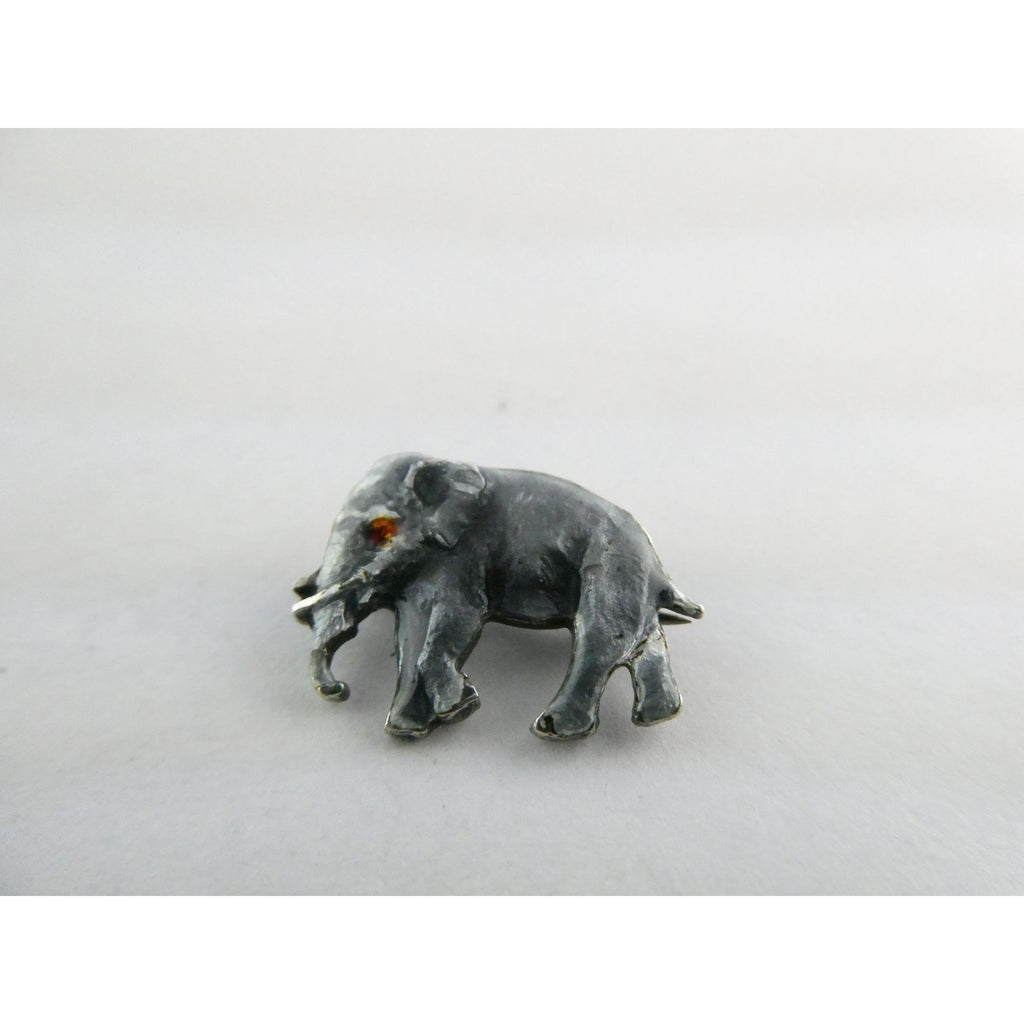 Vintage Mini 1920s Elephant Enamel Sterling Silver Pin Red Eye Brooch 2.5g 18mm