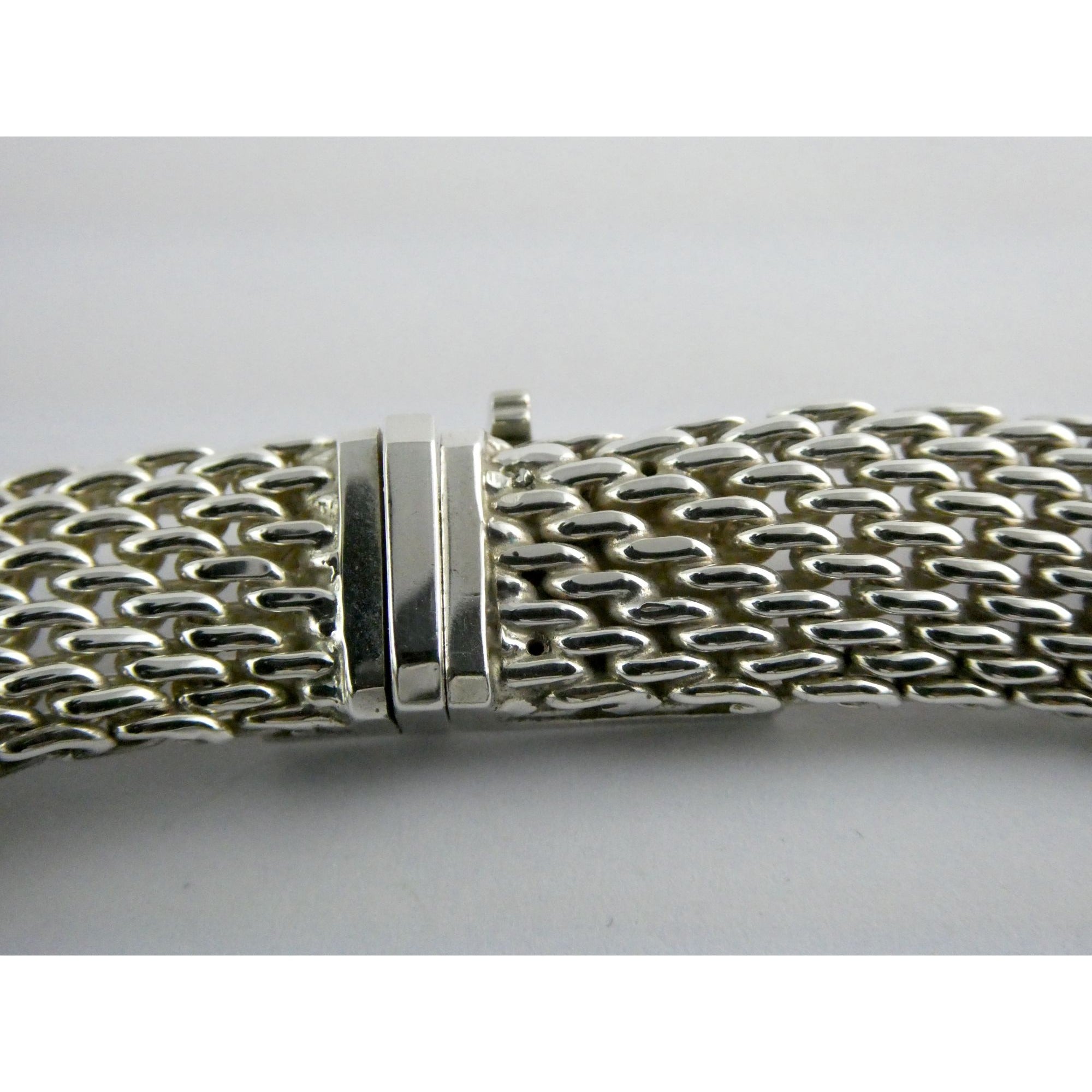 Tiffany and Co Somerset Sterling Silver Mesh Chain Necklace Choker 925 17 Inches